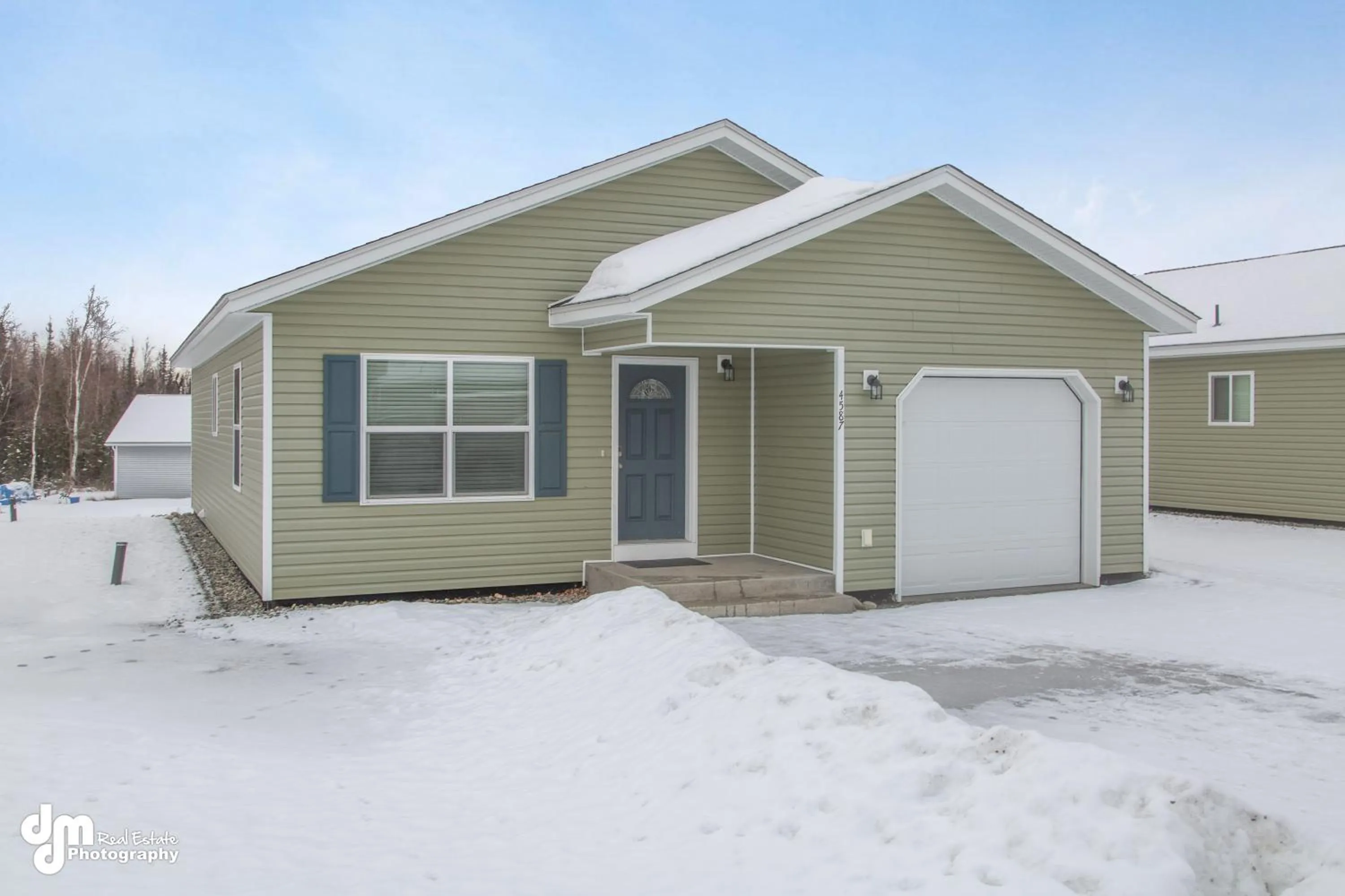 Property building in Susitna Suites