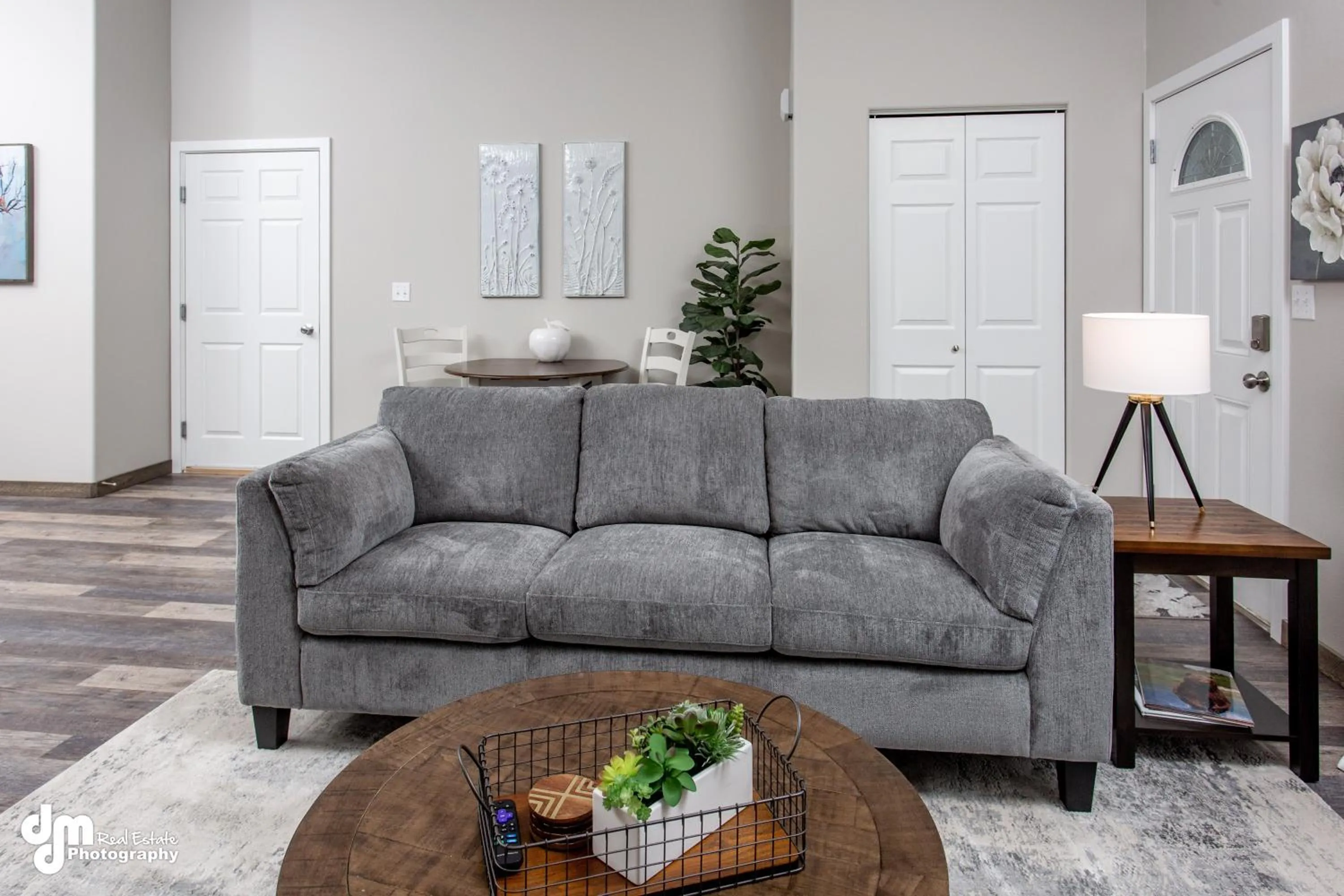 Living room in Susitna Suites