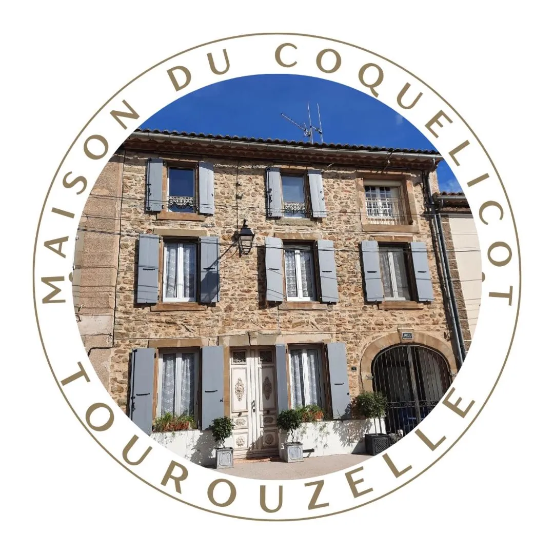 Property logo or sign in Maison du Coquelicot