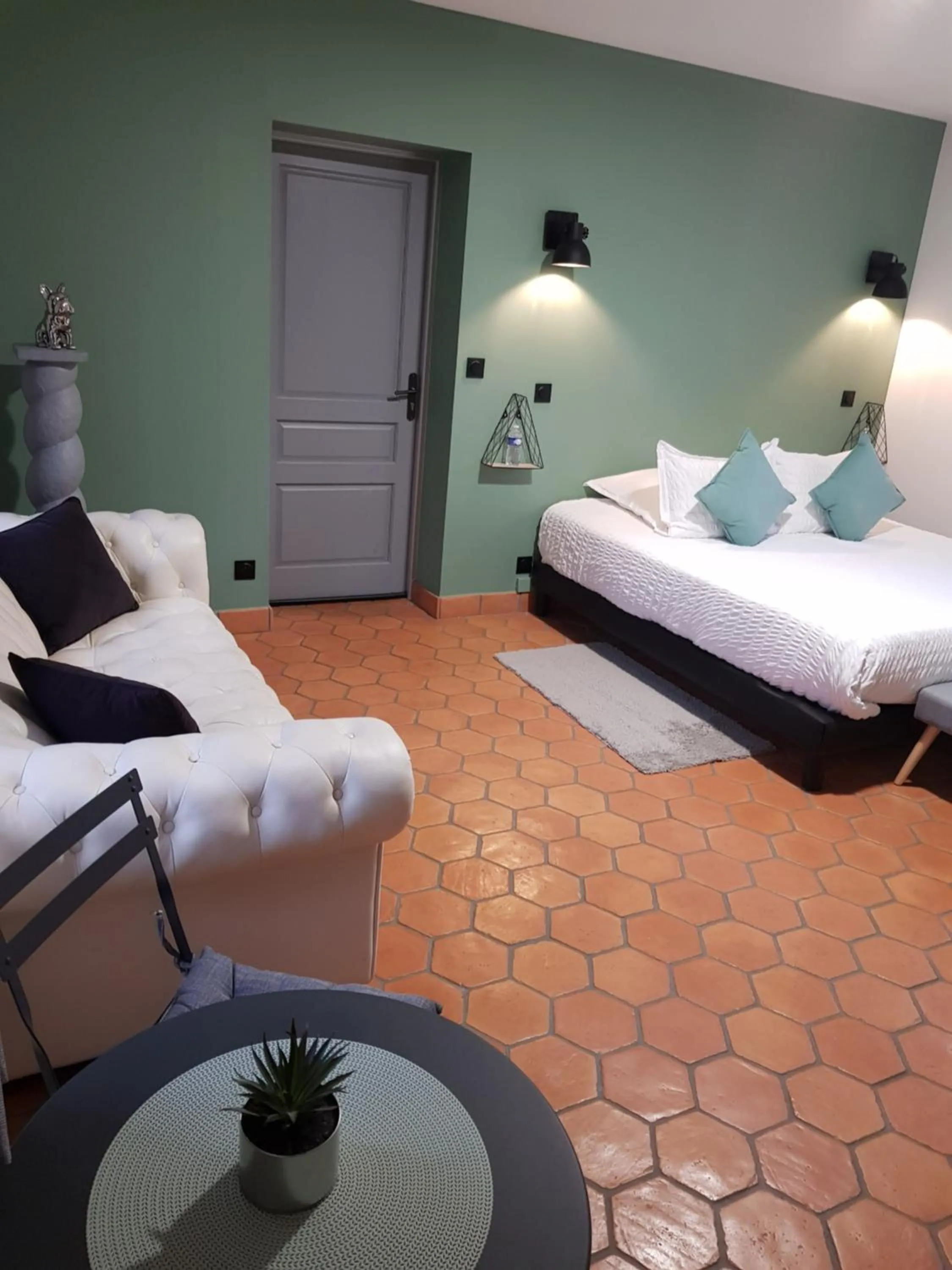 Bed in chambres et gites d'étretat