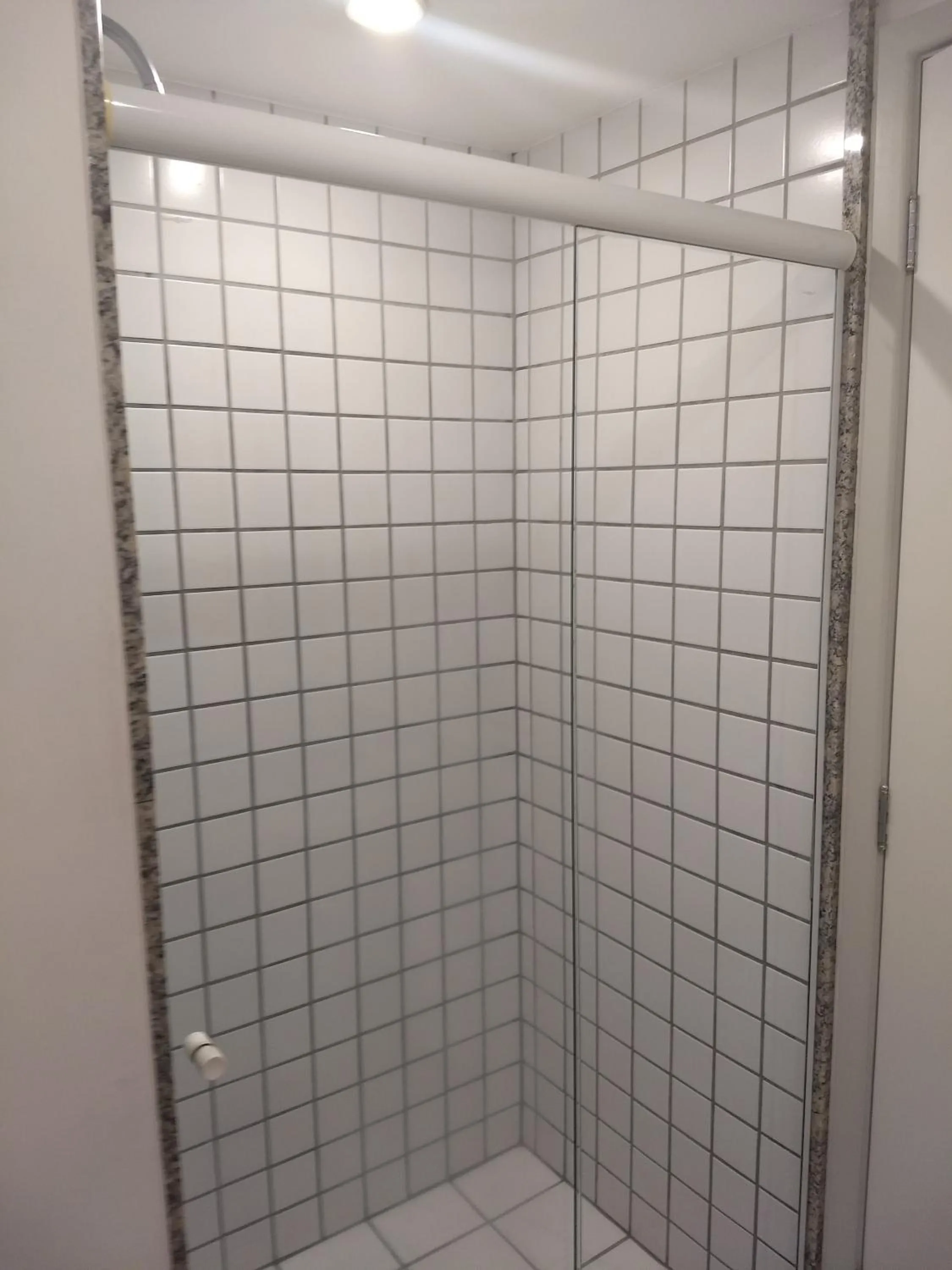 Bristol Praia do Canto Apart Hotel