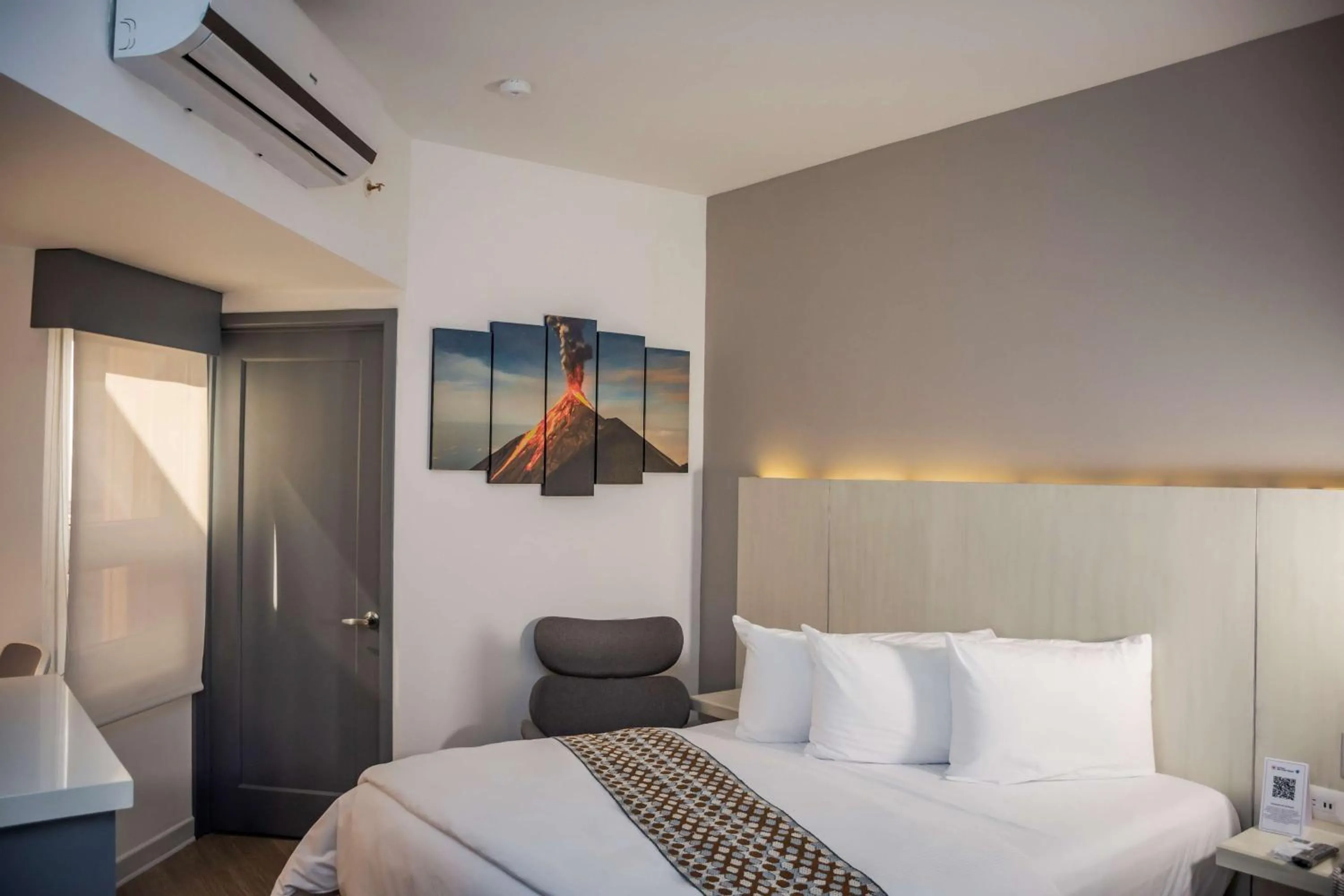 Bedroom, Bed in Best Western Plus Hotel Stofella