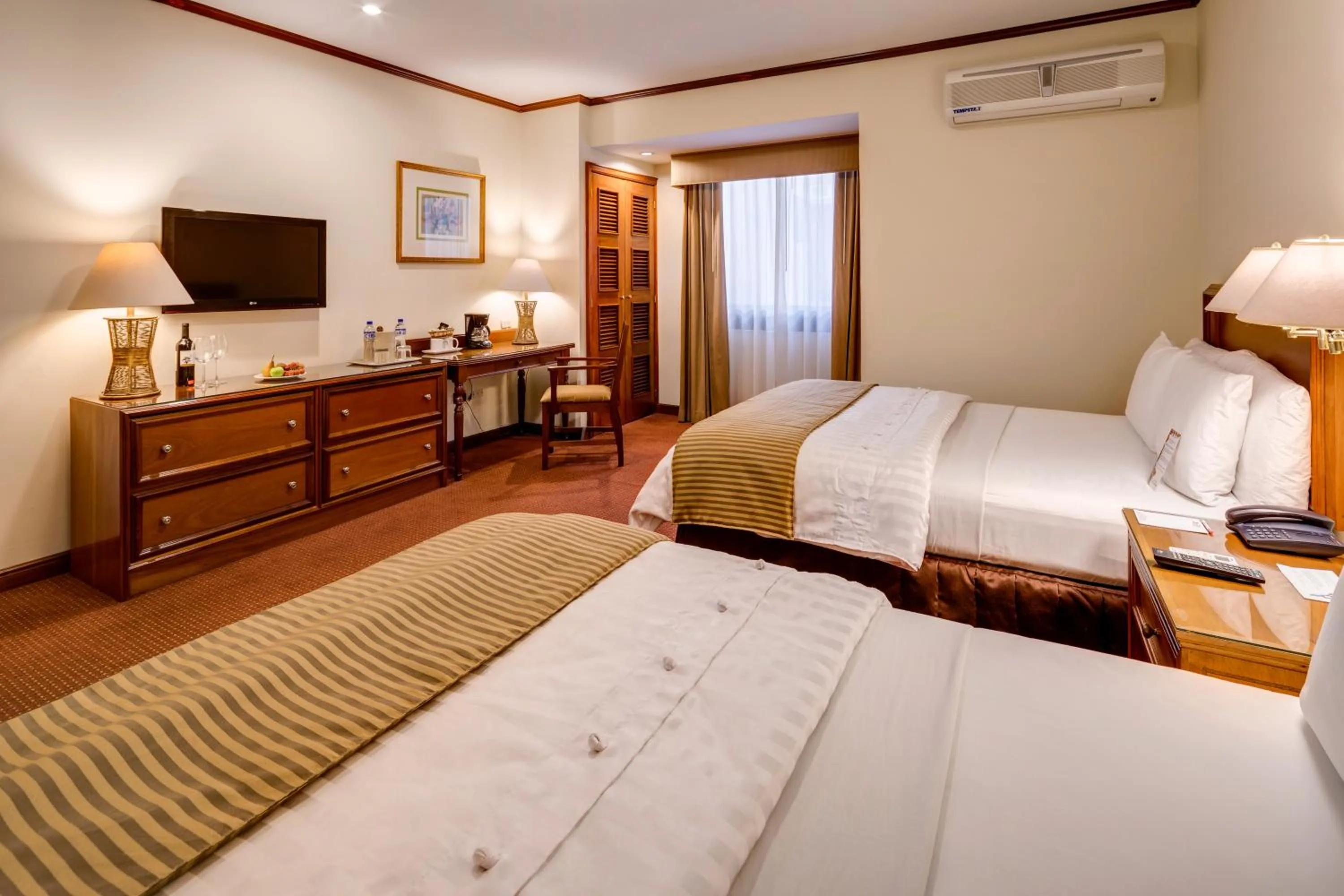 Bed in Best Western Plus Hotel Stofella