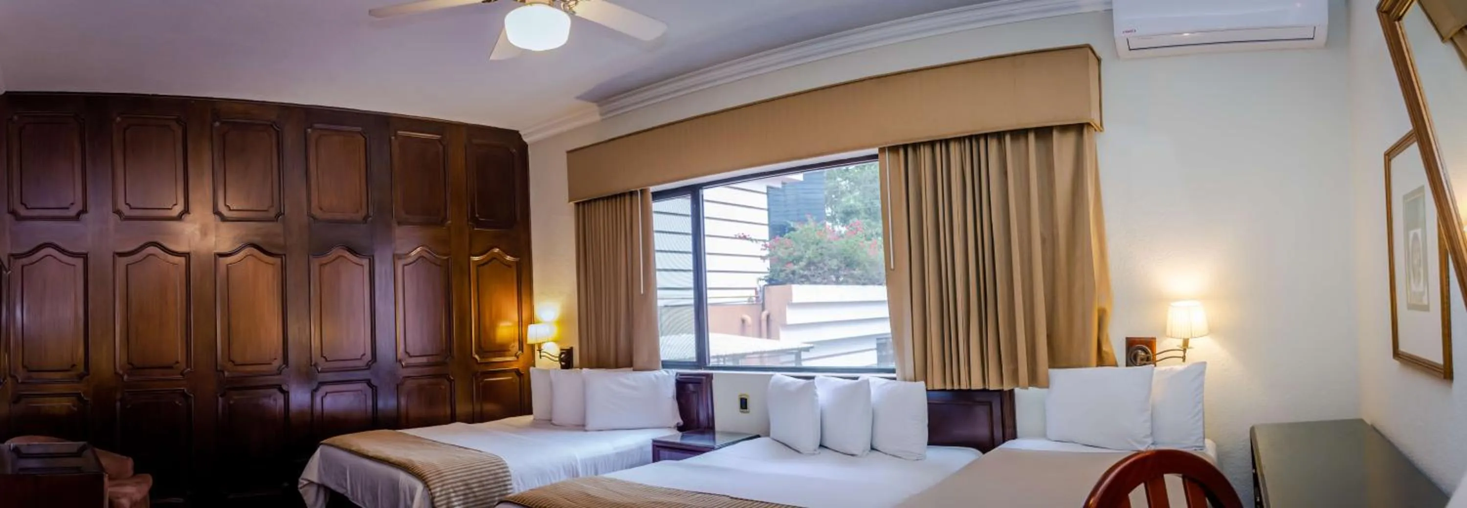 Photo of the whole room, Bed in Best Western Plus Hotel Stofella