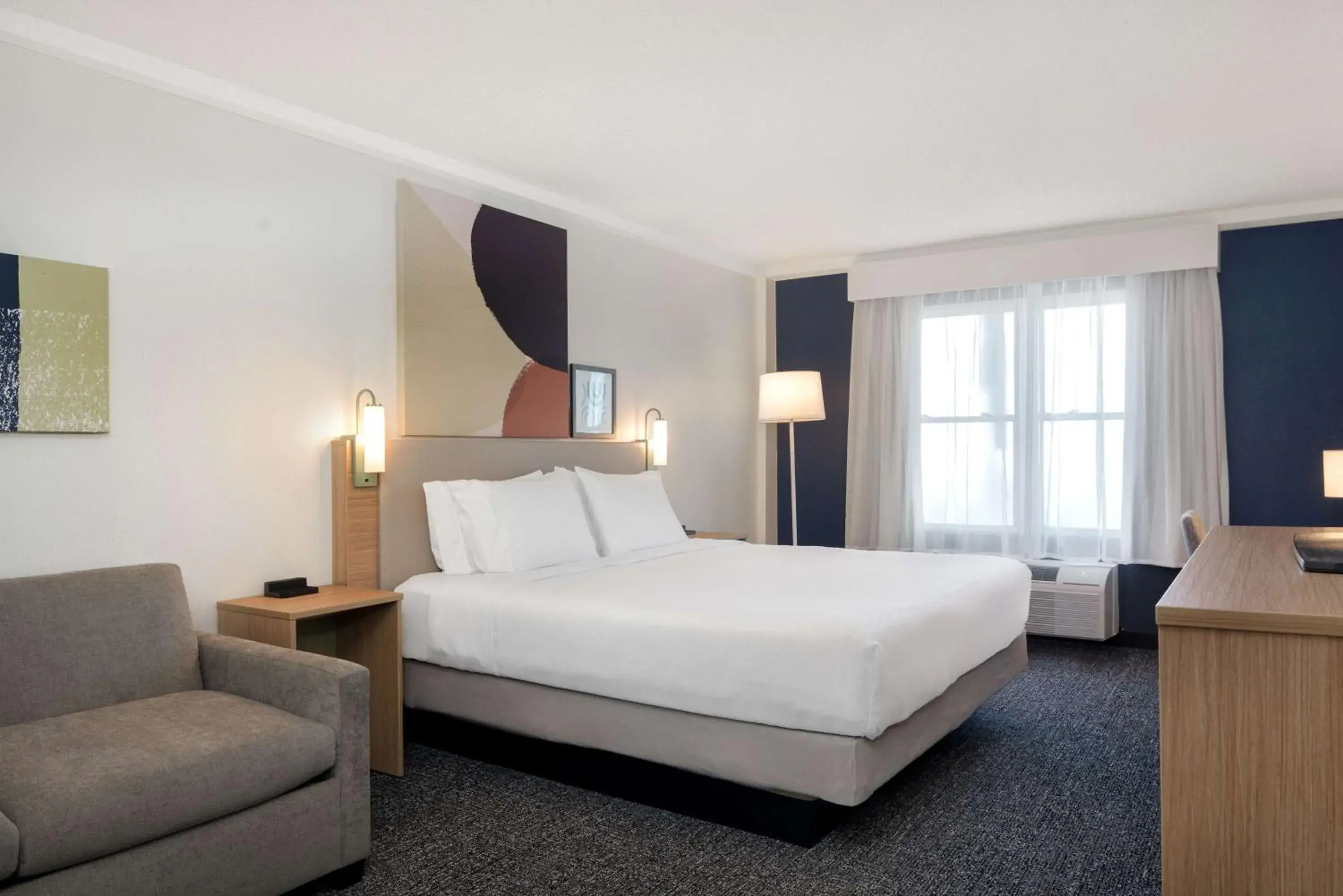 King Room with Sofa Bed - Non-Smoking in Spark By Hilton Orangeburg King Room with Sofa Bed - Non-Smoking in Spark By Hilton Orangeburg