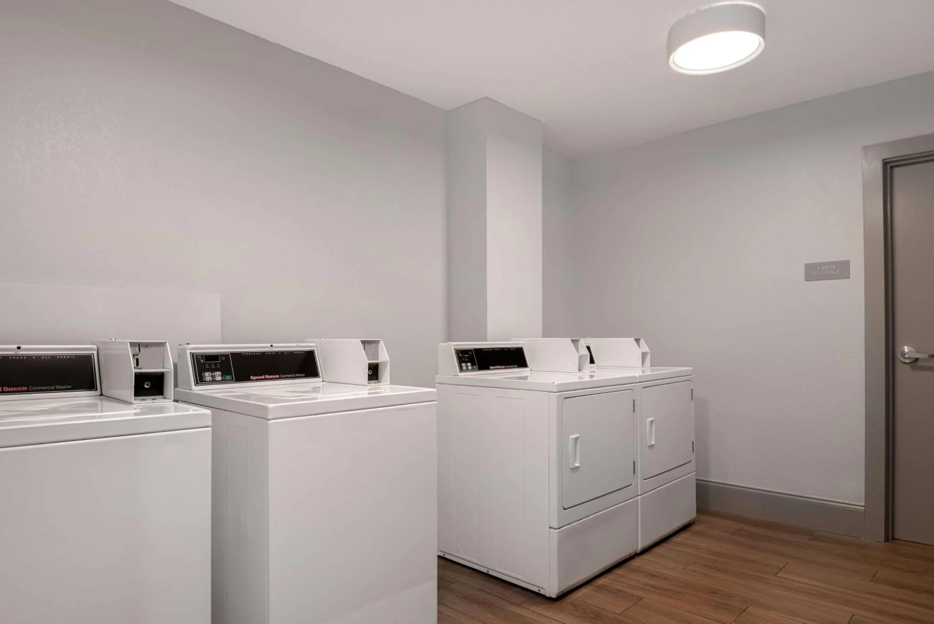 laundry in Spark By Hilton Orangeburg