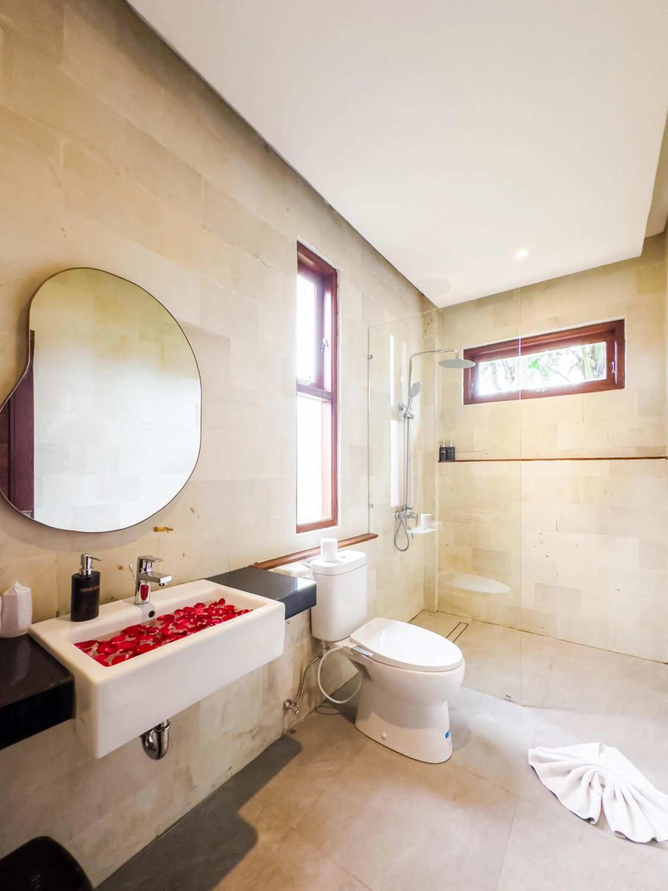 Bathroom in Ubud Shanti Rice Field House By Supala