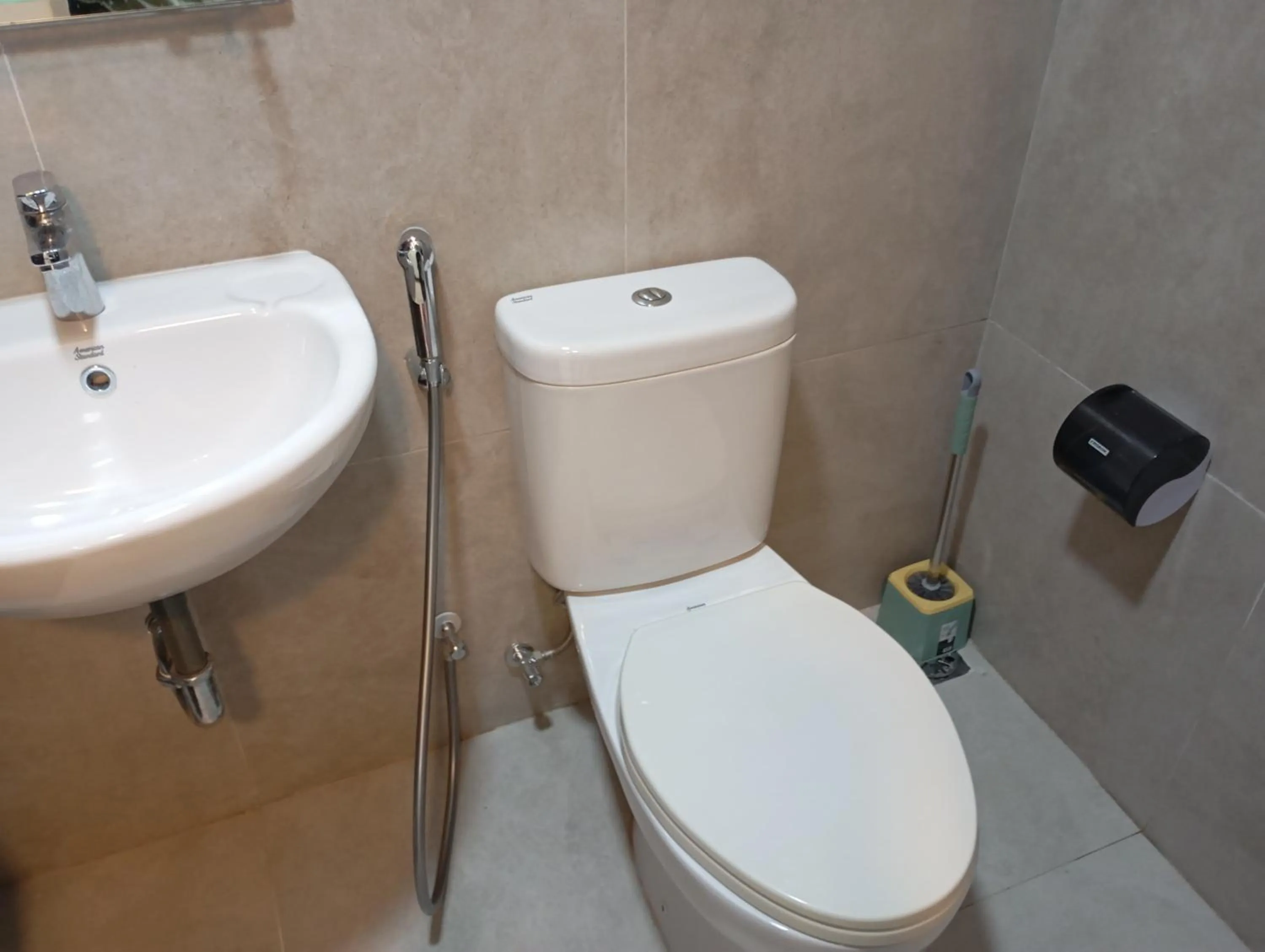 Toilet in SleepRest @ Pollux Habibie