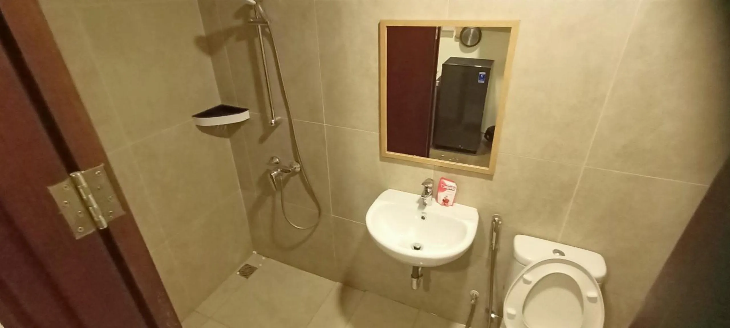 Toilet in SleepRest @ Pollux Habibie