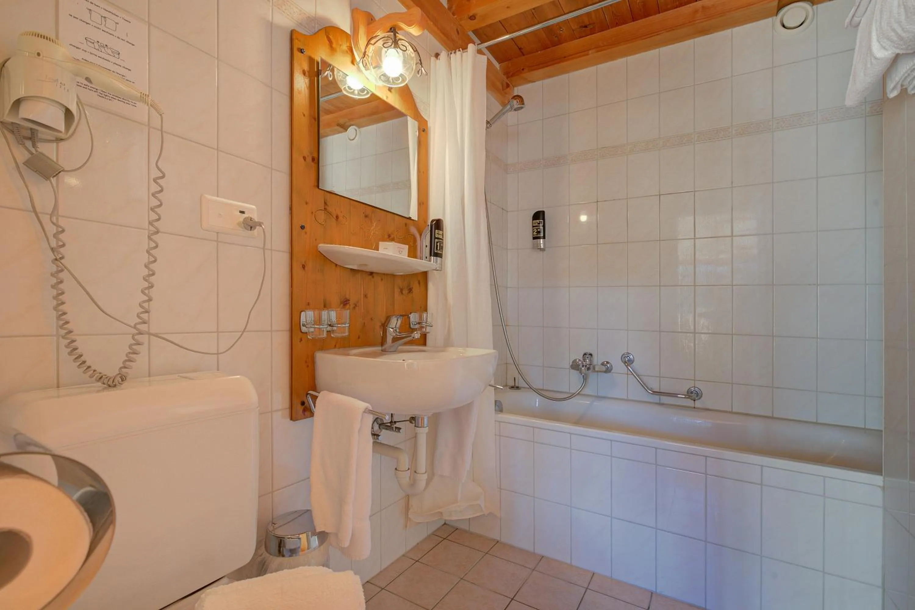 Bathroom in Hotel Relais Alpin