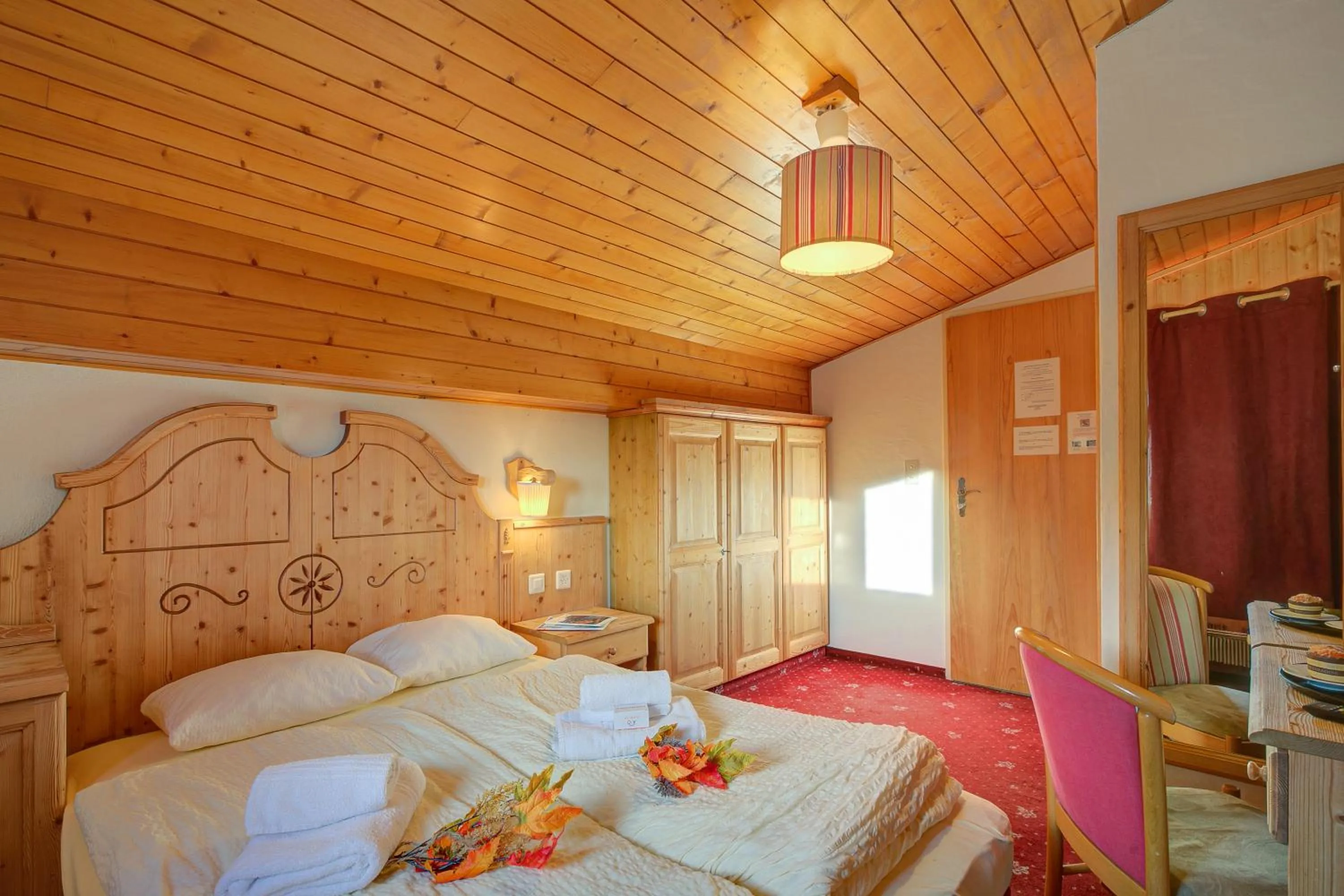 Bed in Hotel Relais Alpin