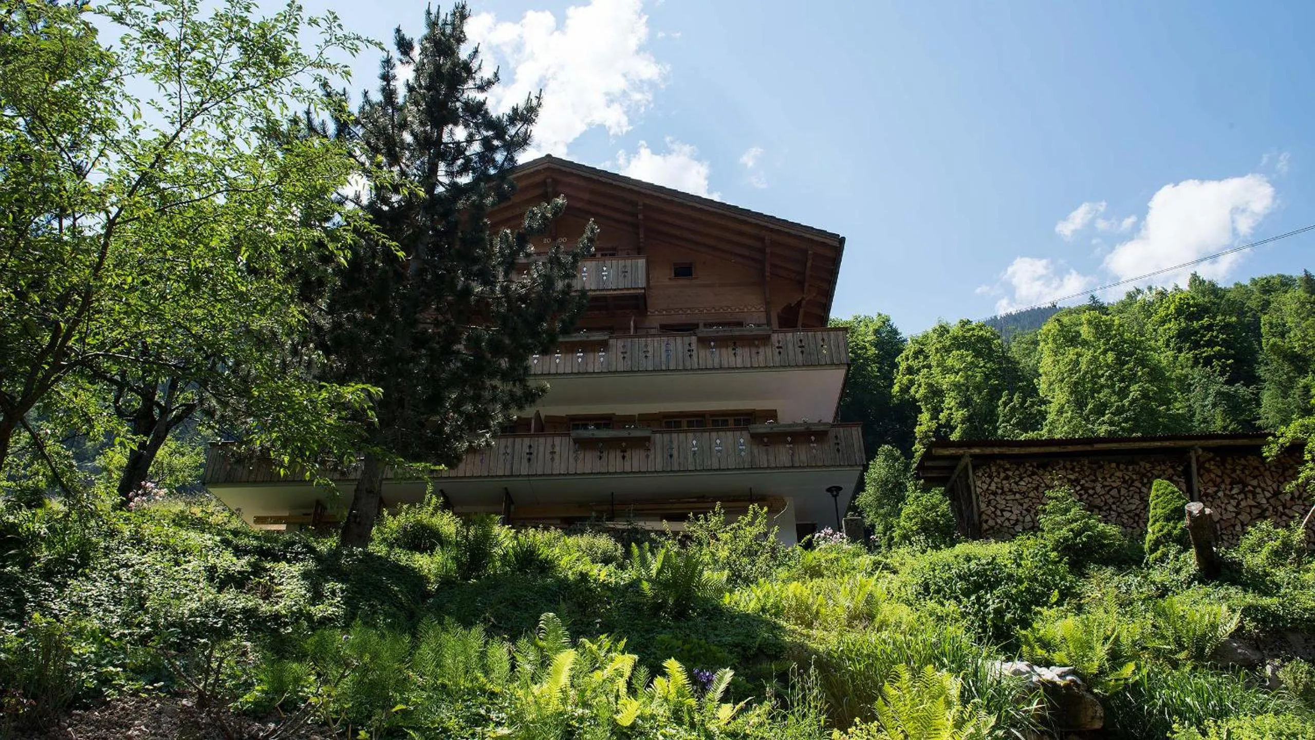 Property building in Hotel Silberhorn