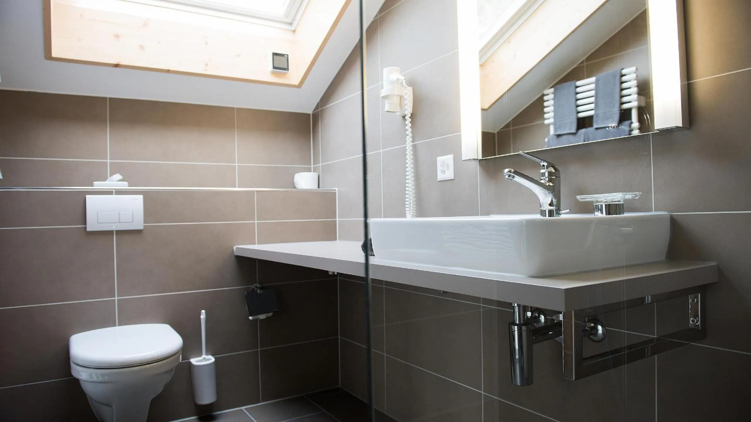 Bathroom in Hotel Silberhorn