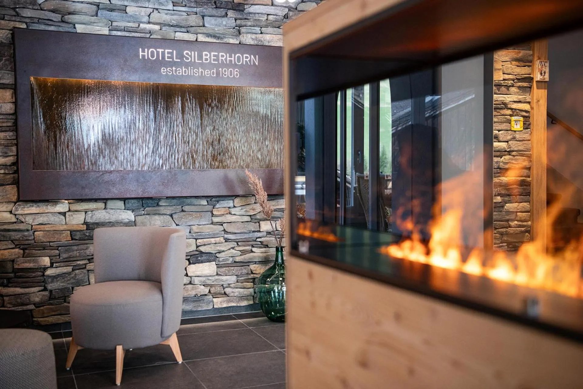 Lobby or reception in Hotel Silberhorn