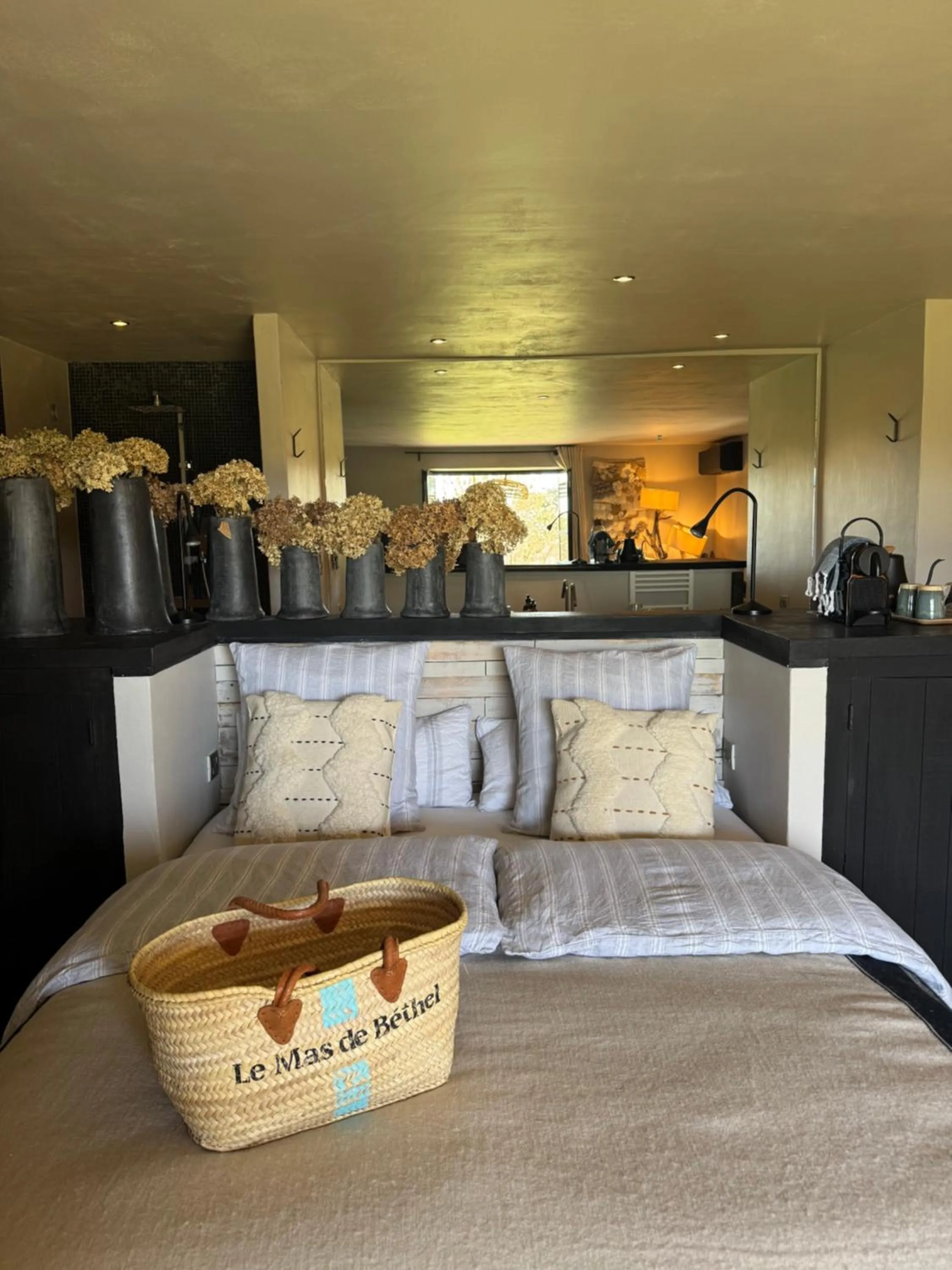 Bedroom, Bed in Le Mas de Béthel