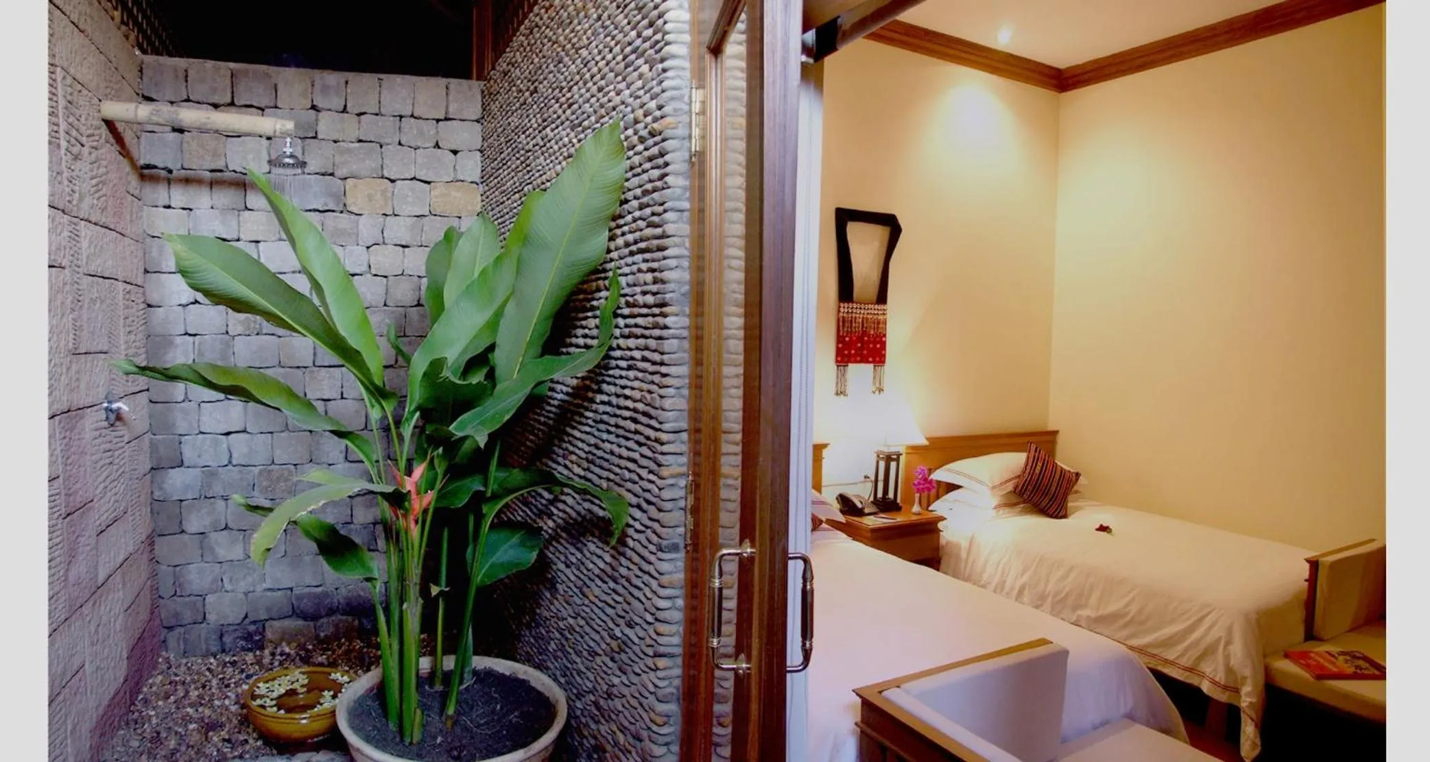 Bed in The Hotel by the Red Canal