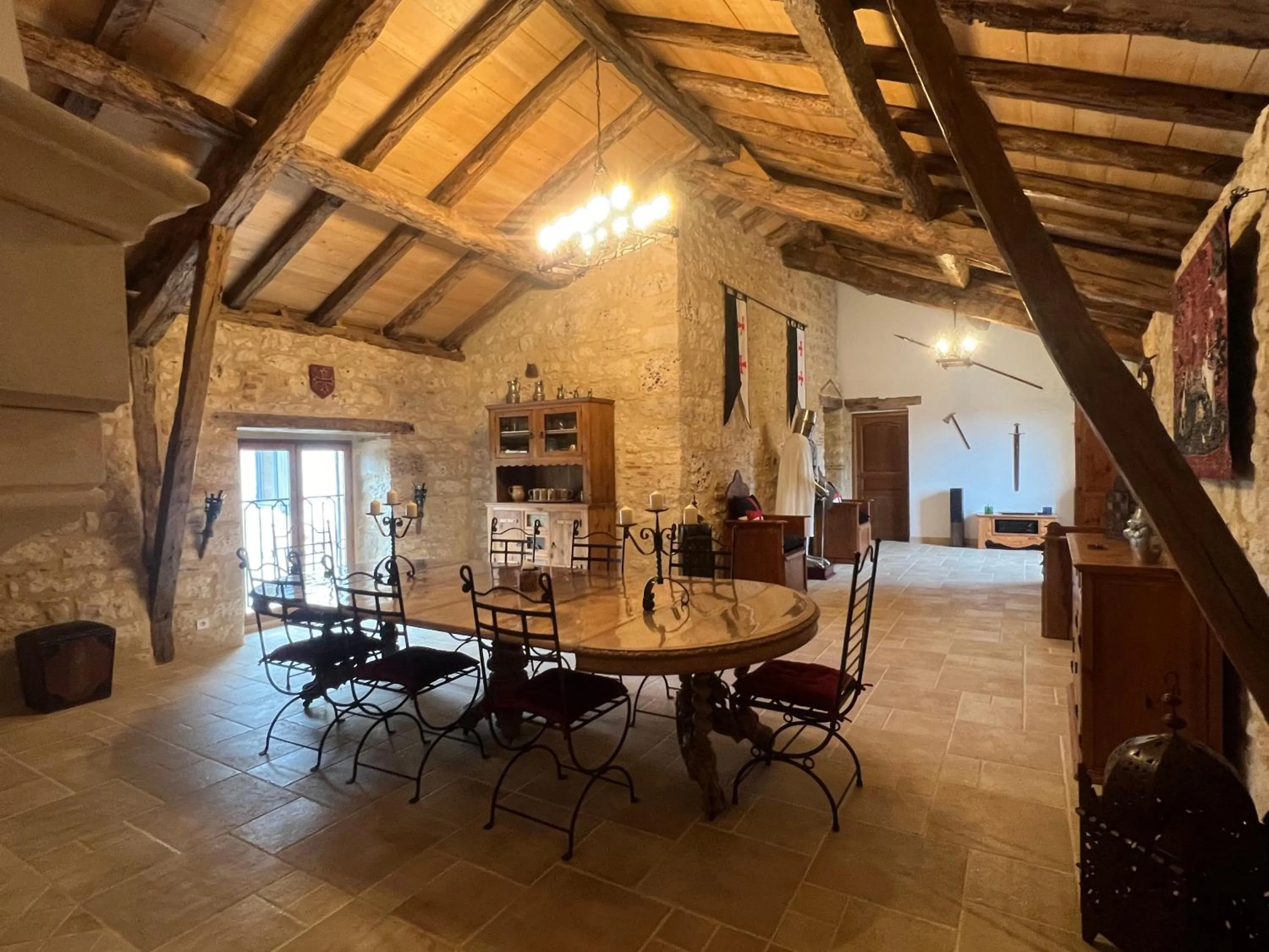 Breakfast in Le Relais des Chevaliers "La Suite des Seigneurs"