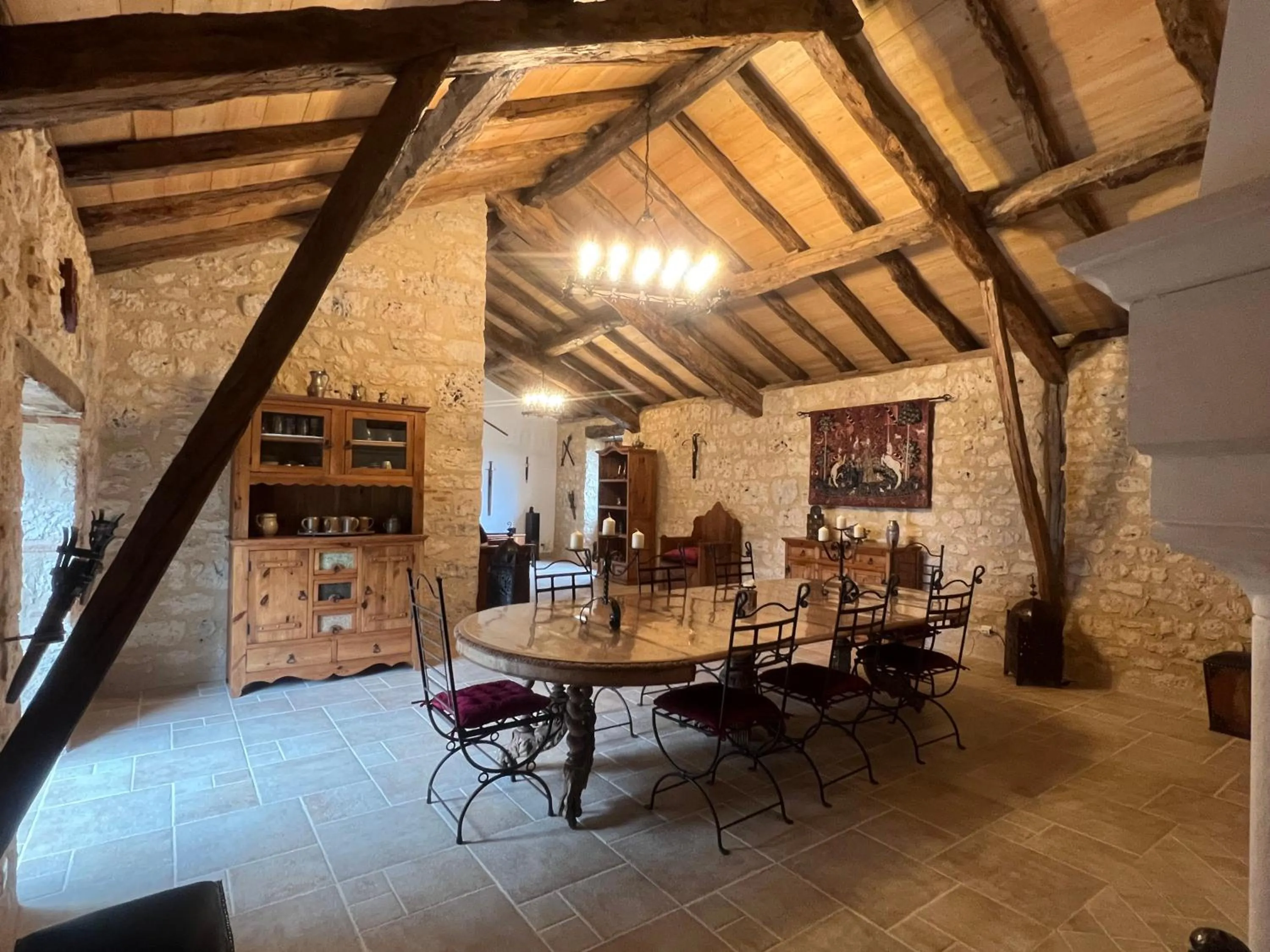 Breakfast in Le Relais des Chevaliers "La Suite des Seigneurs"