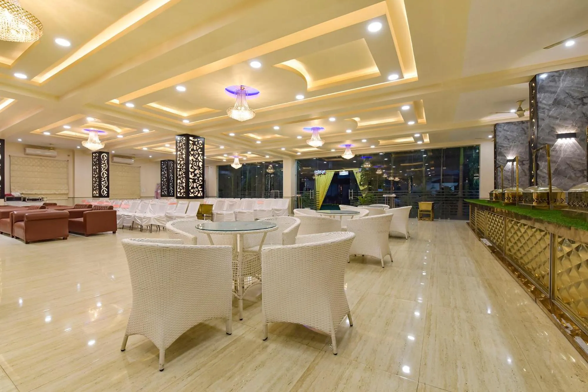 Banquet/Function facilities in FabHotel Shiv Palace
