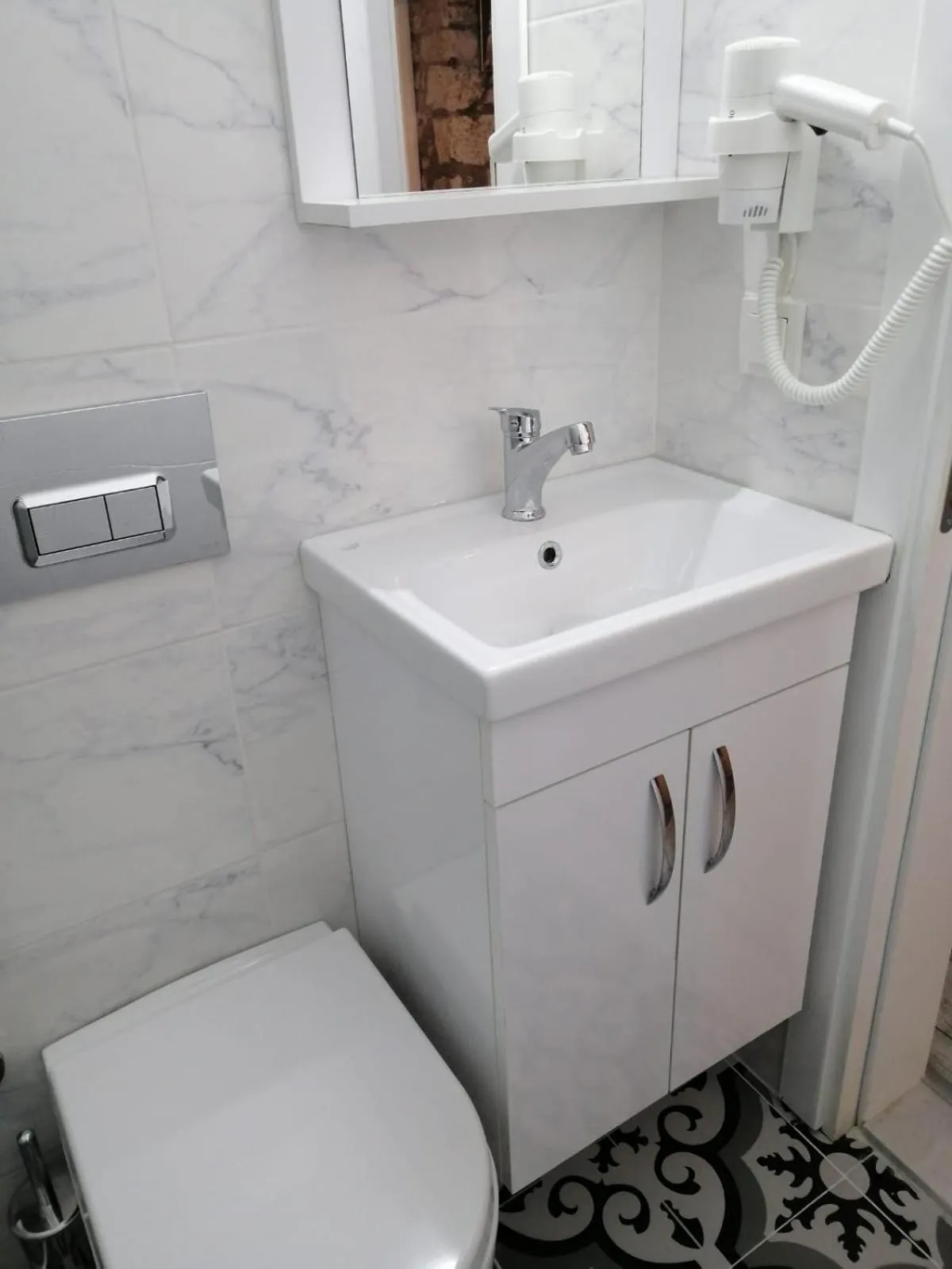 Bathroom in kaktüshan otel