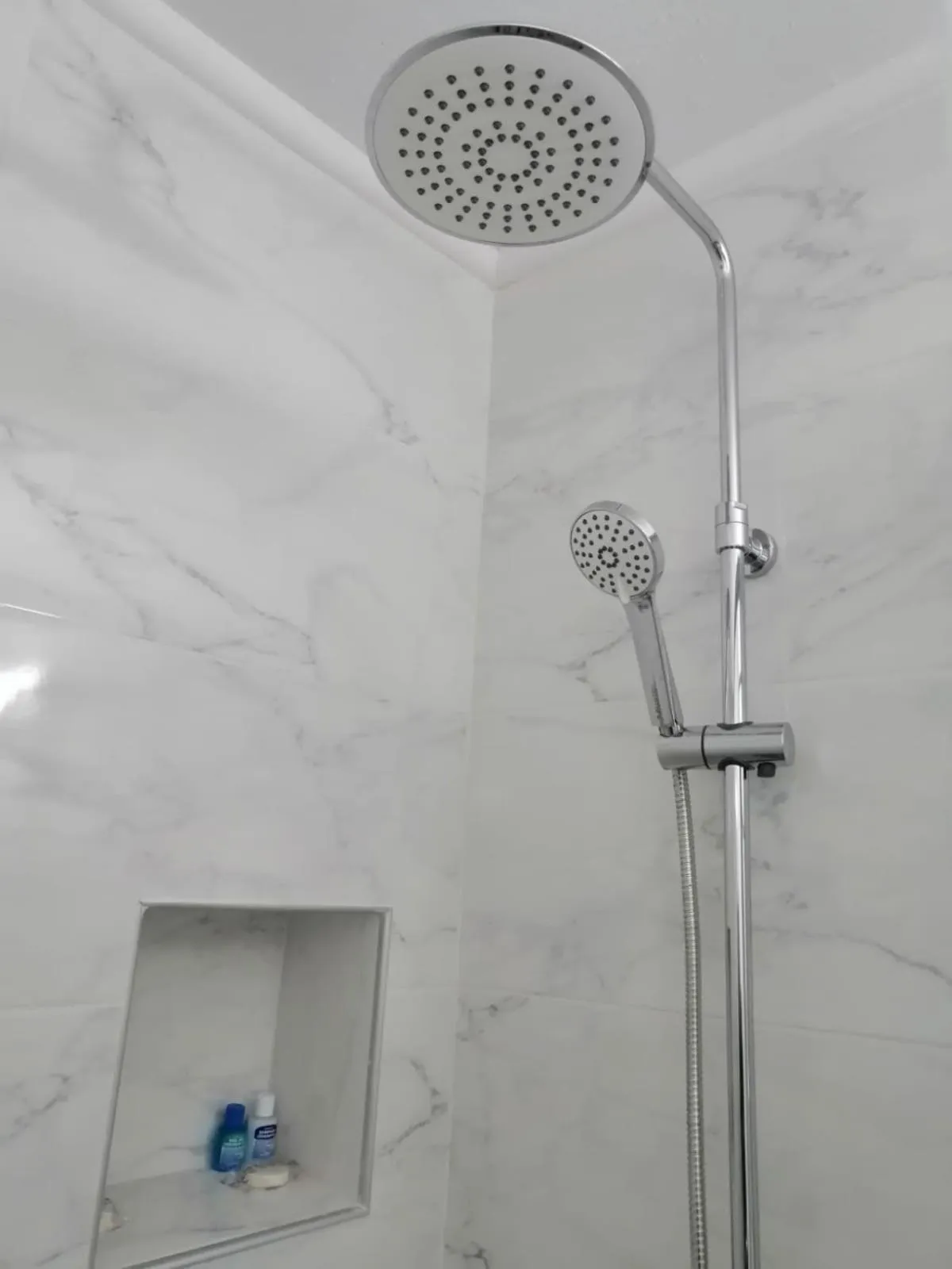 Bathroom in kaktüshan otel