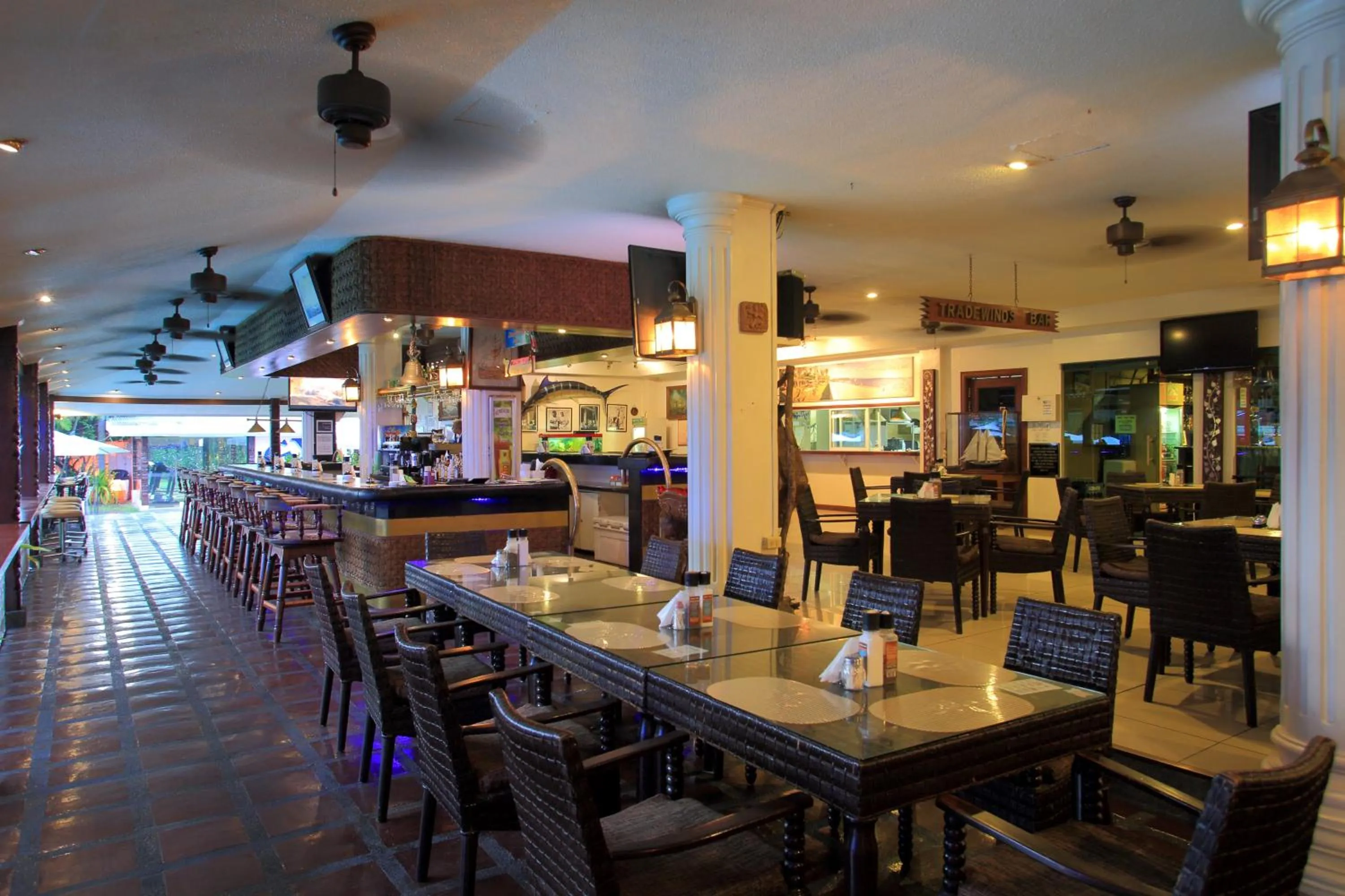 Restaurant/places to eat in Wild Orchid Resort