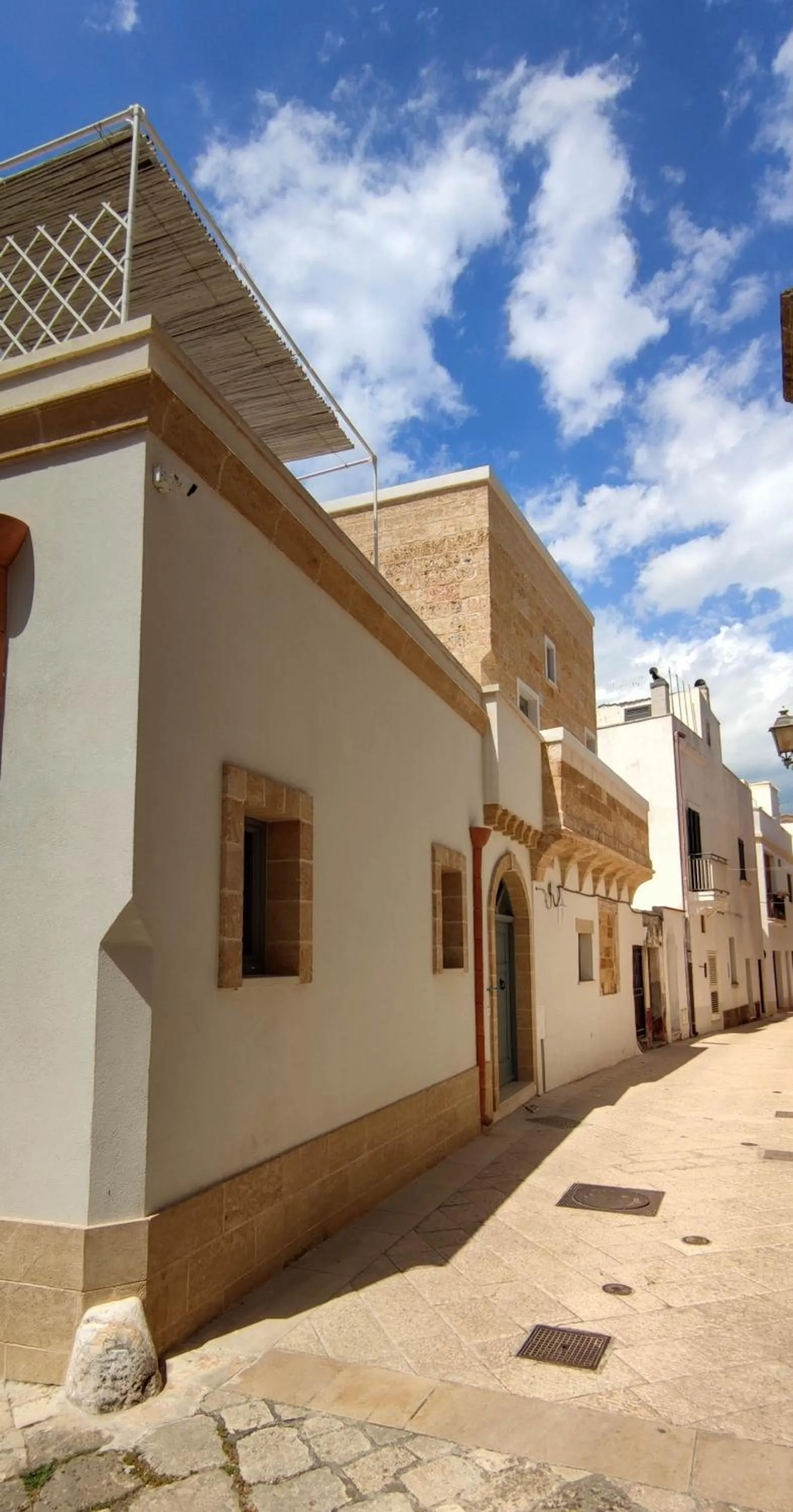 Property building in Asylum Amicorum Bed & Breakfast