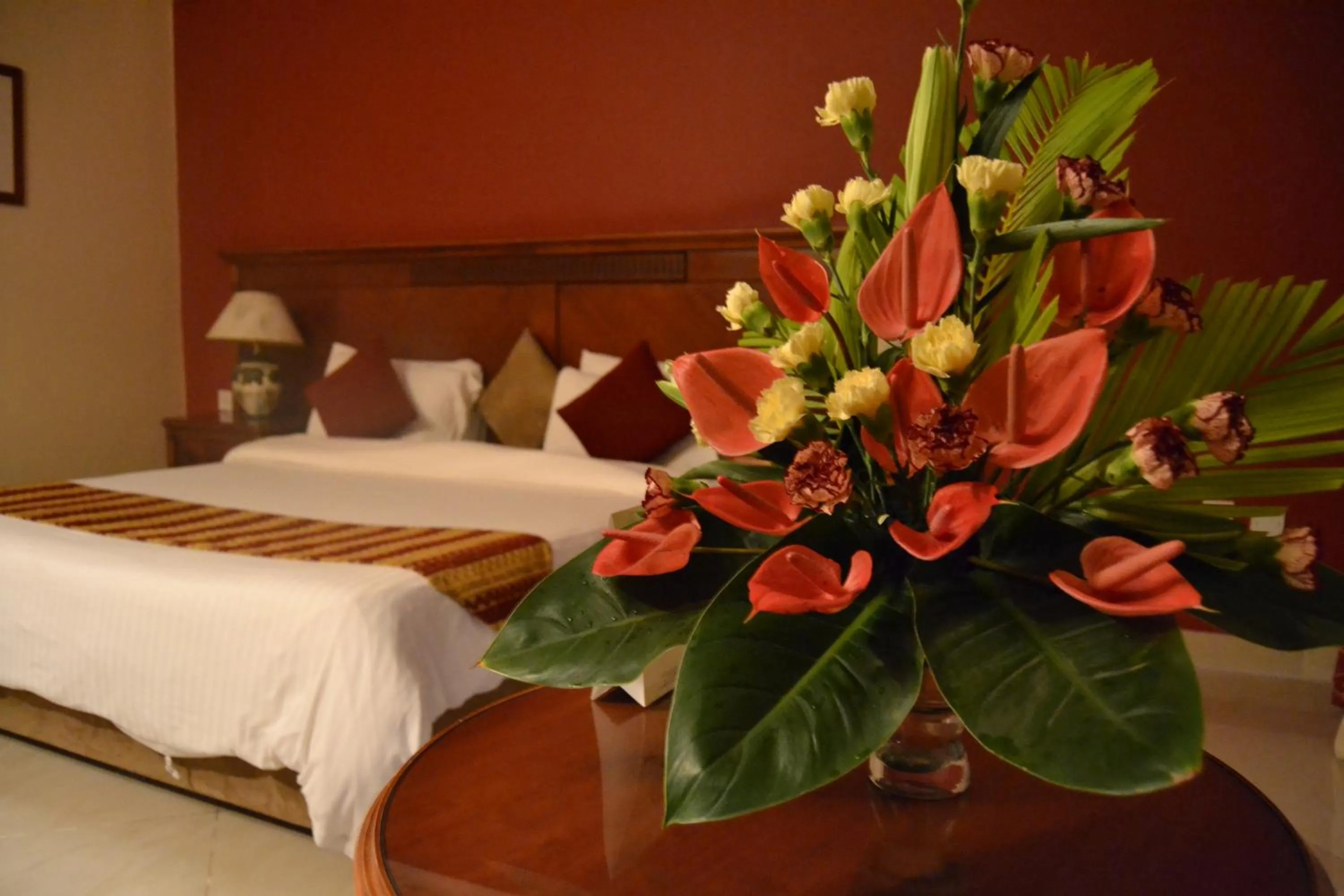 Photo of the whole room in Golden Tulip Tanzania