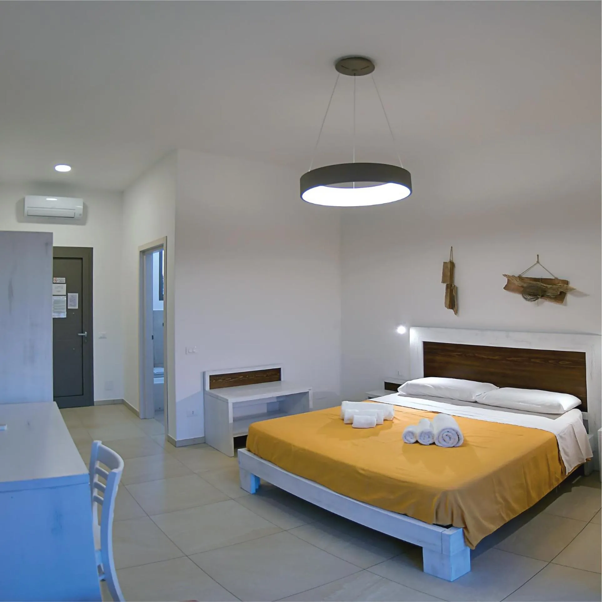 Bed in B&B CASA CALETA