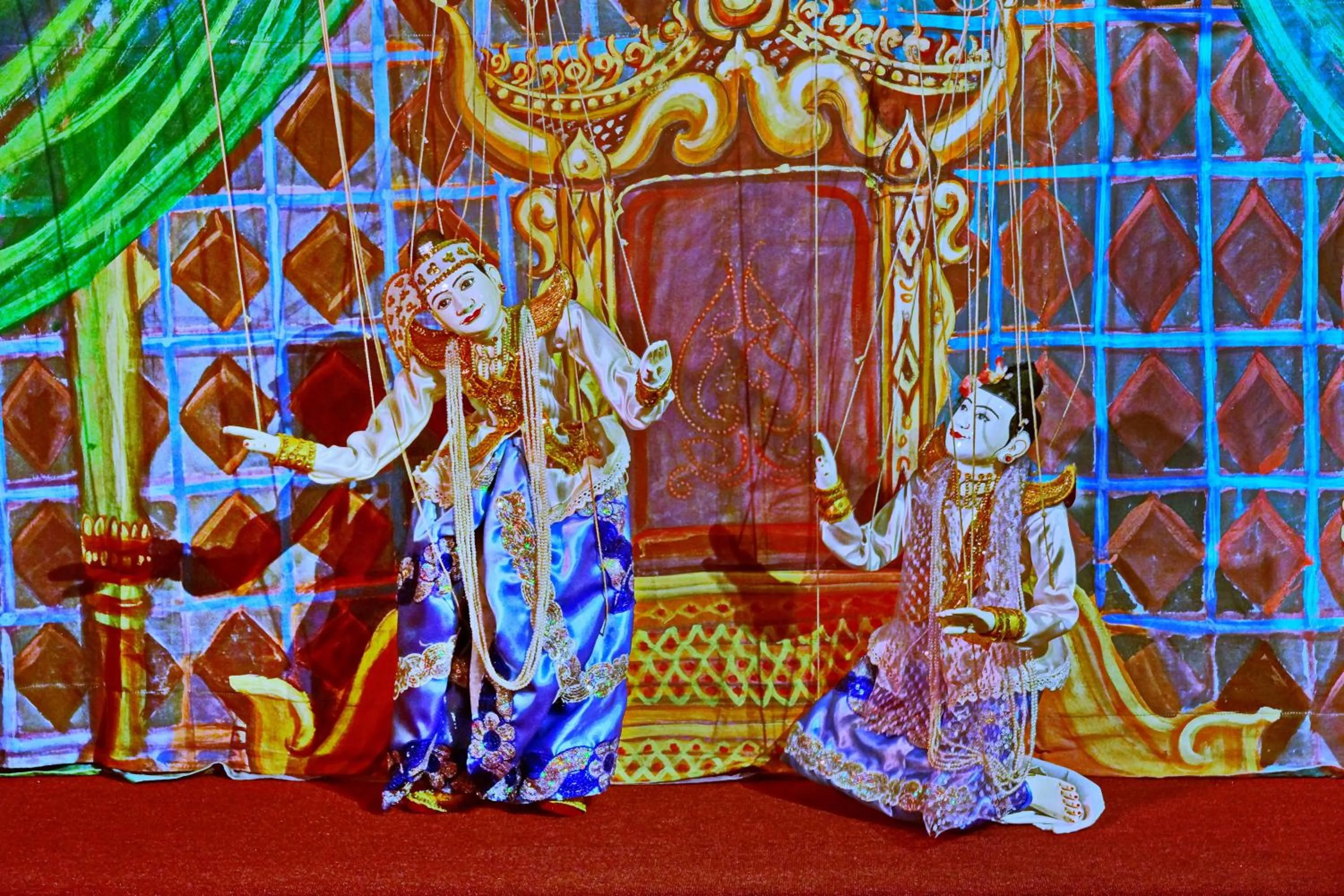 Restaurant/places to eat in Shwe Ingyinn Hotel Mandalay