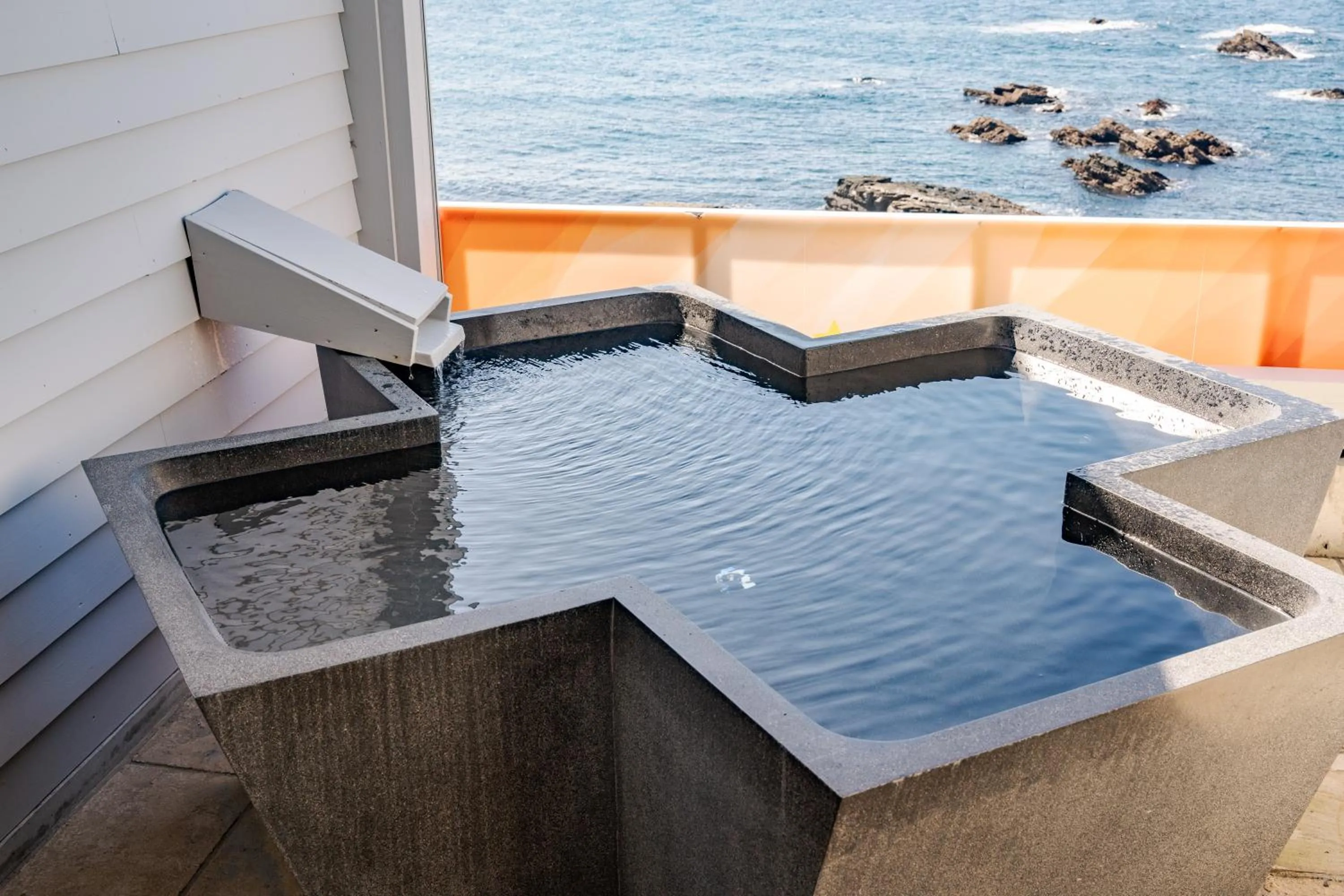 Sea view in XYZ speciale