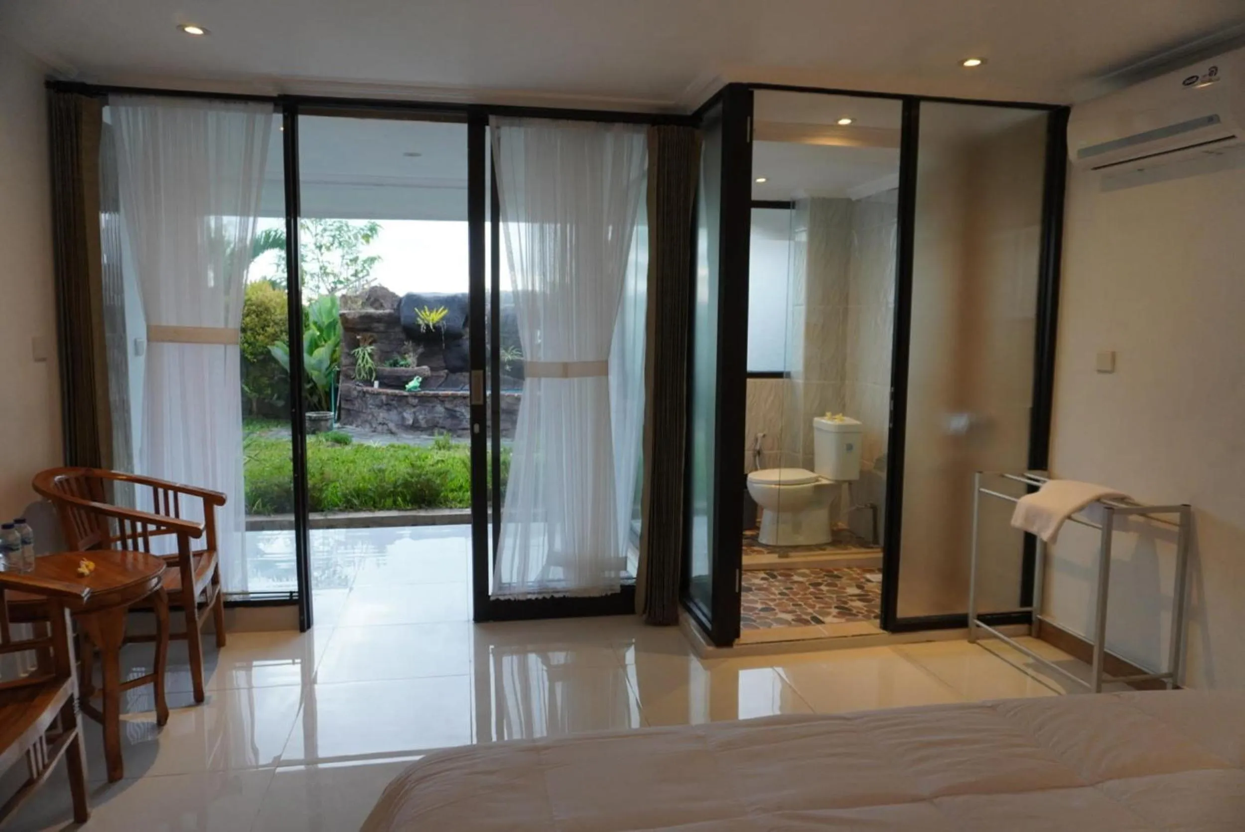 Bedroom, Bed in Umah Dayuh Uluwatu