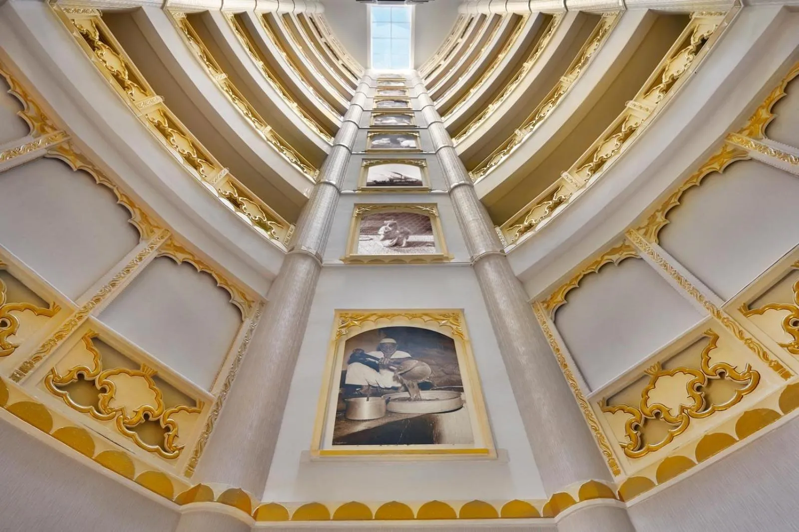 Inner courtyard view in Al Safir Hotel