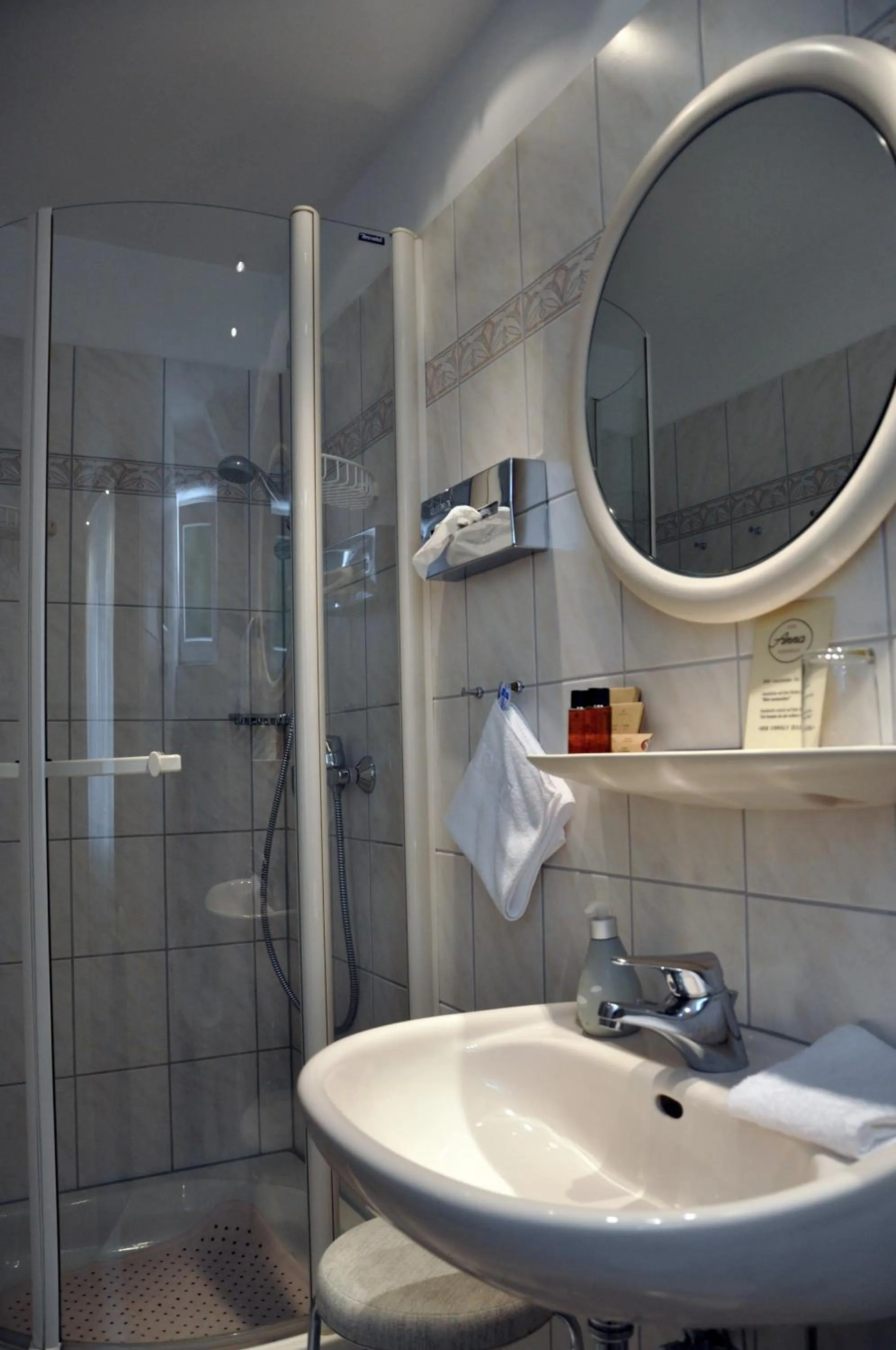 Bathroom in Hotel Anna