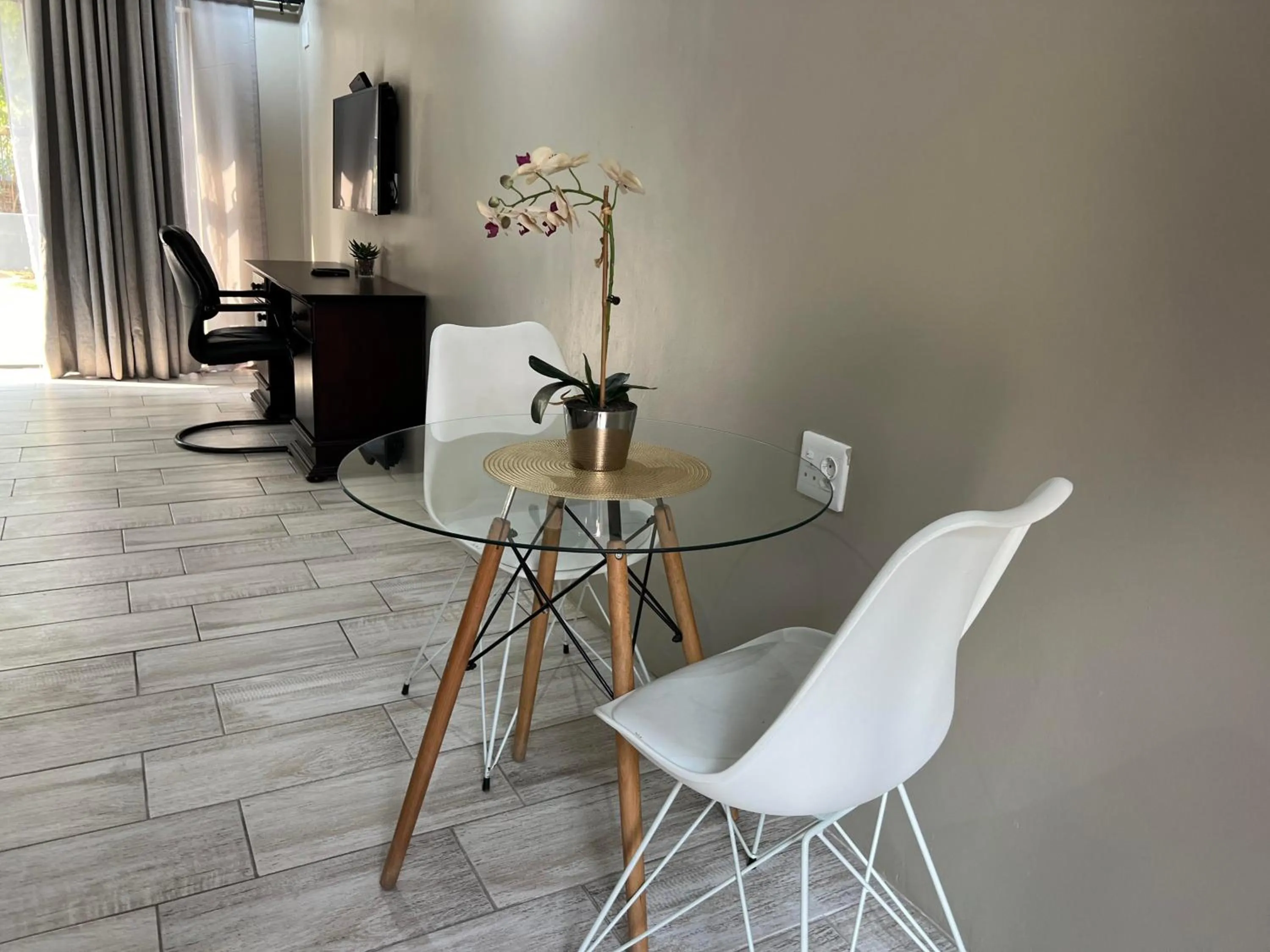 Dining area in Rivonia Guest House