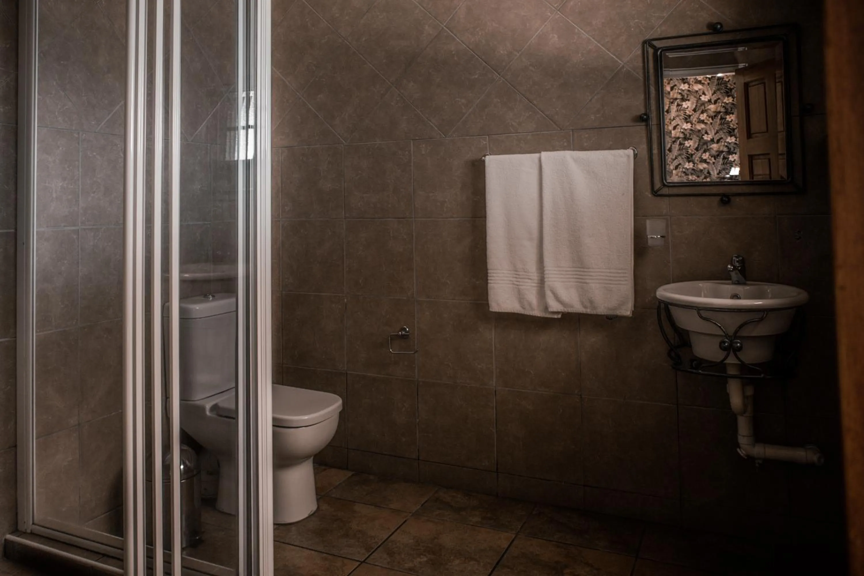 Bathroom in Pinehaven Bed and Breakfast