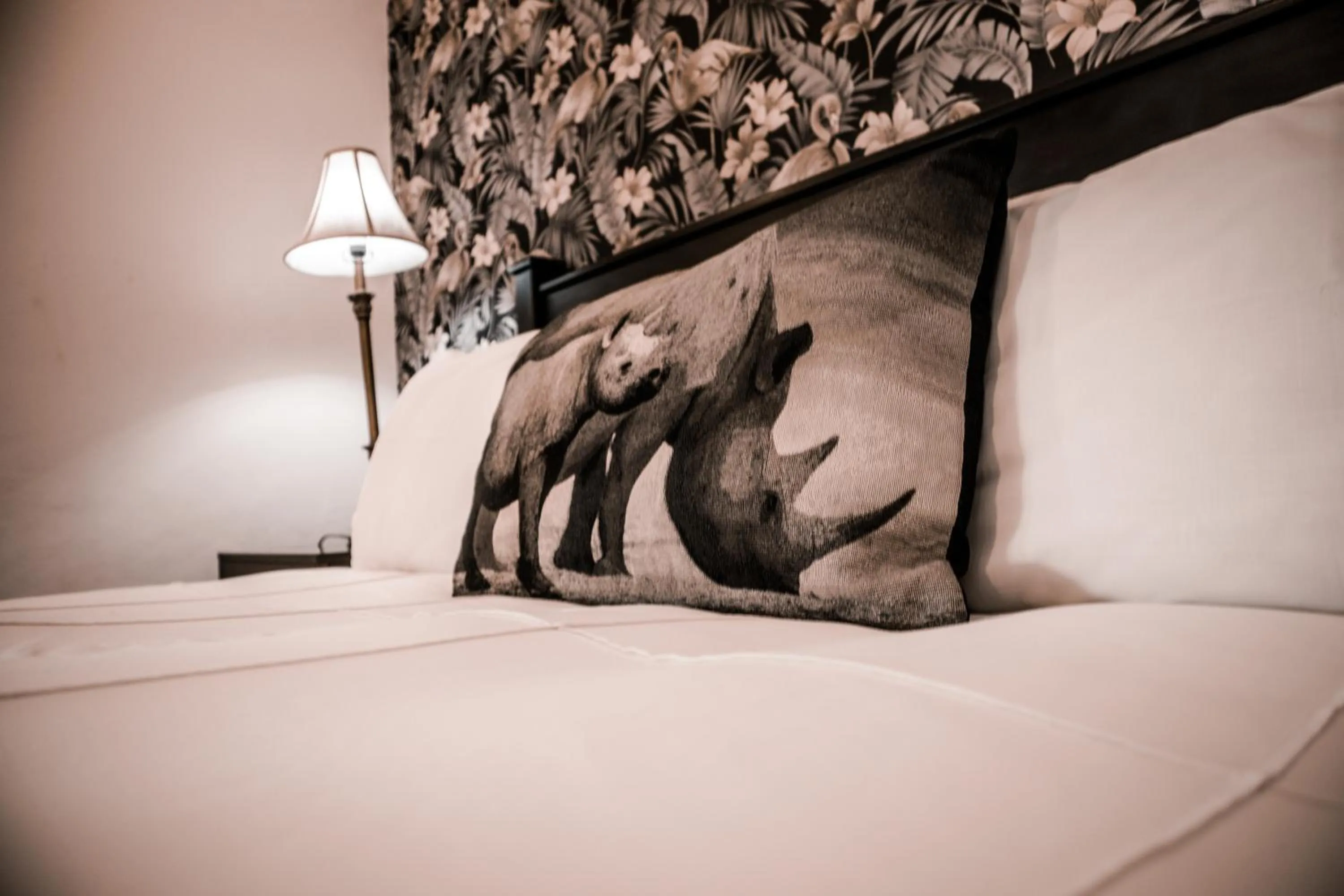 Bed in Pinehaven Bed and Breakfast