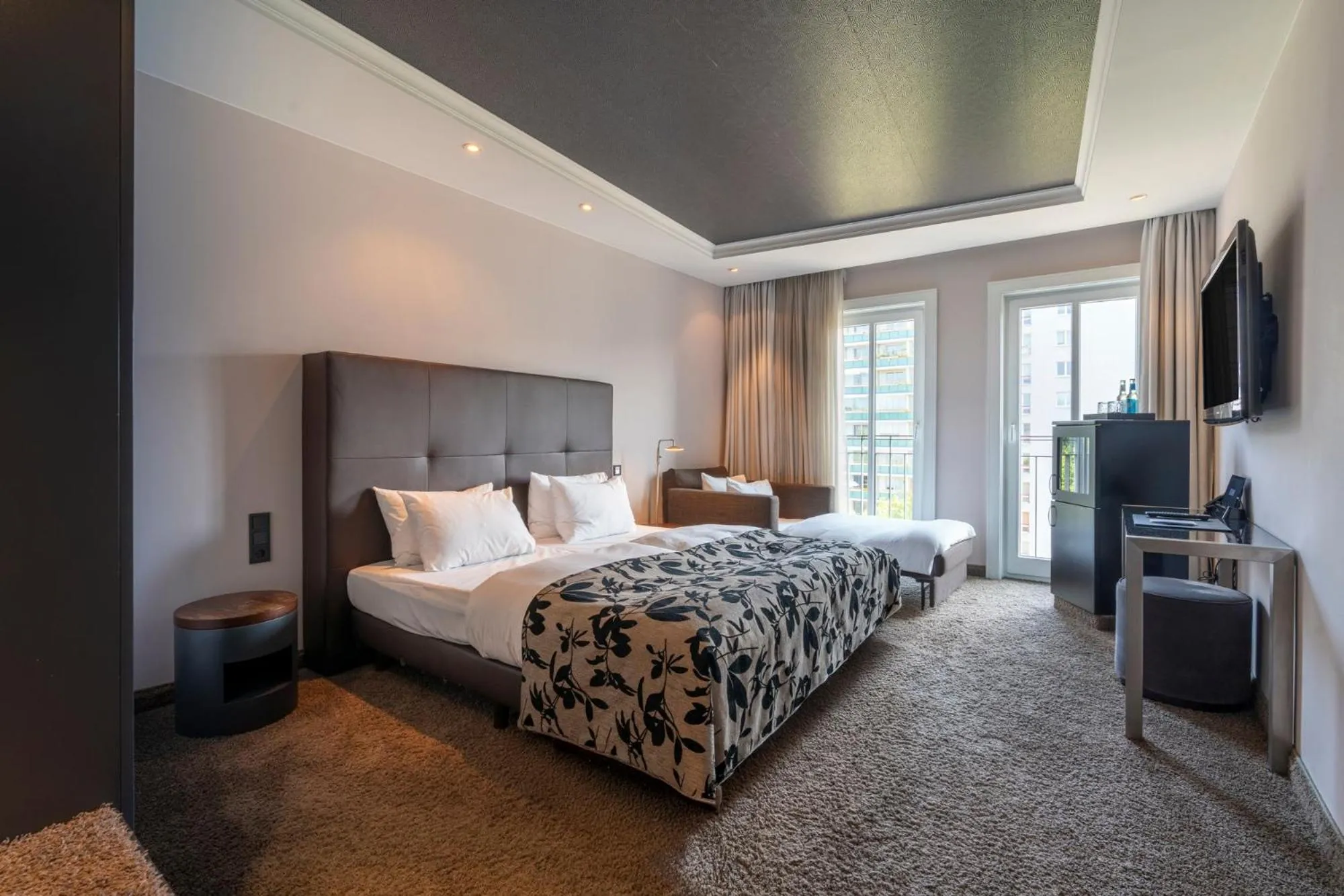 Photo of the whole room, Bed in New Berlin