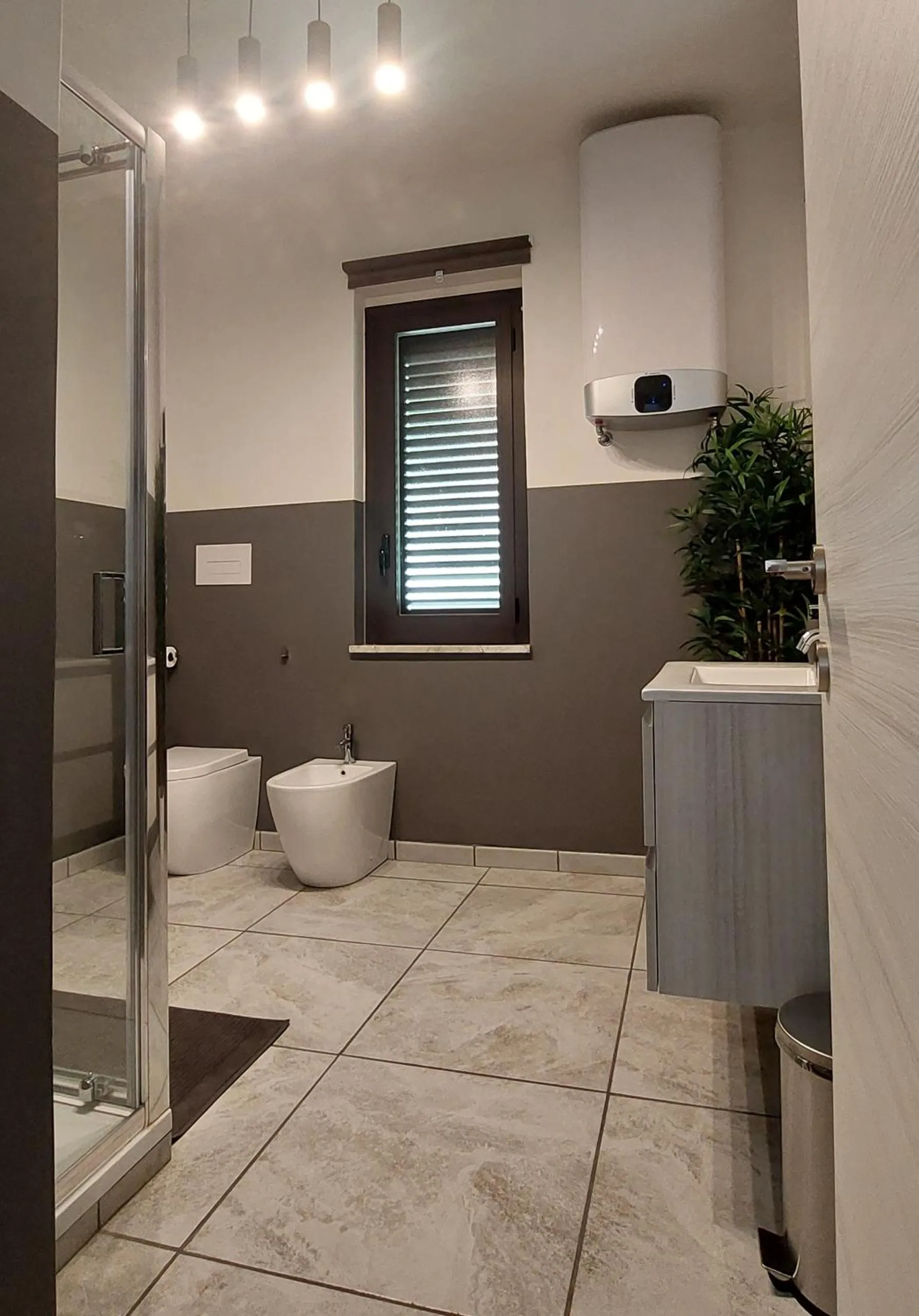 Shower in B&B Domus San Pietro