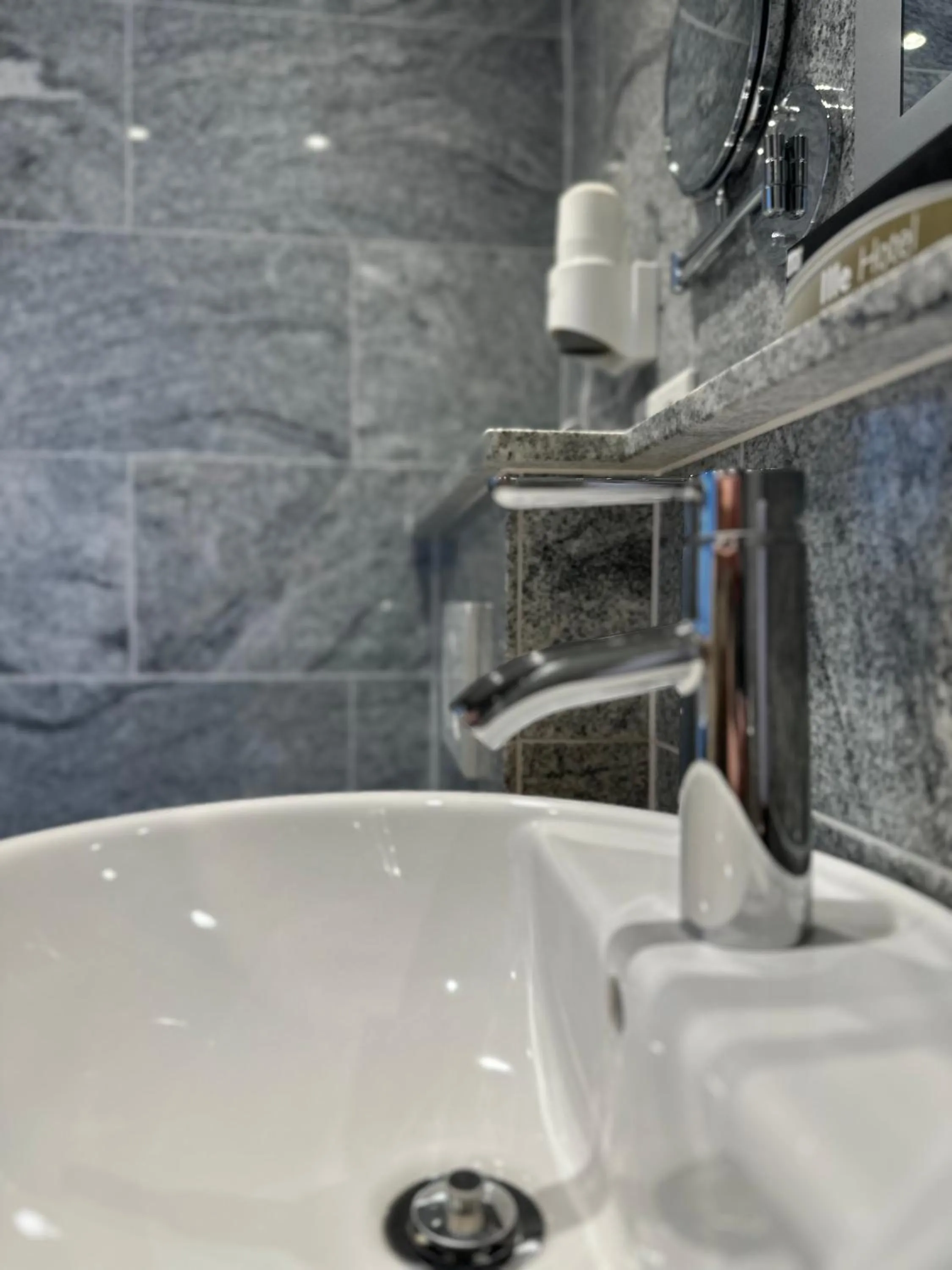 Bathroom in Mertinkus Nordseehotel