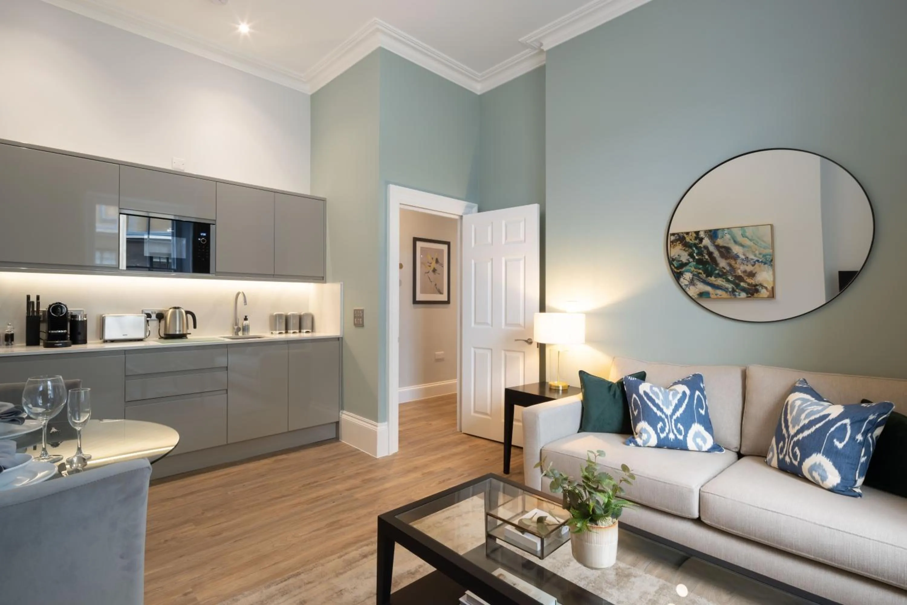Kitchen or kitchenette in Redmayne House - Urban Apartments