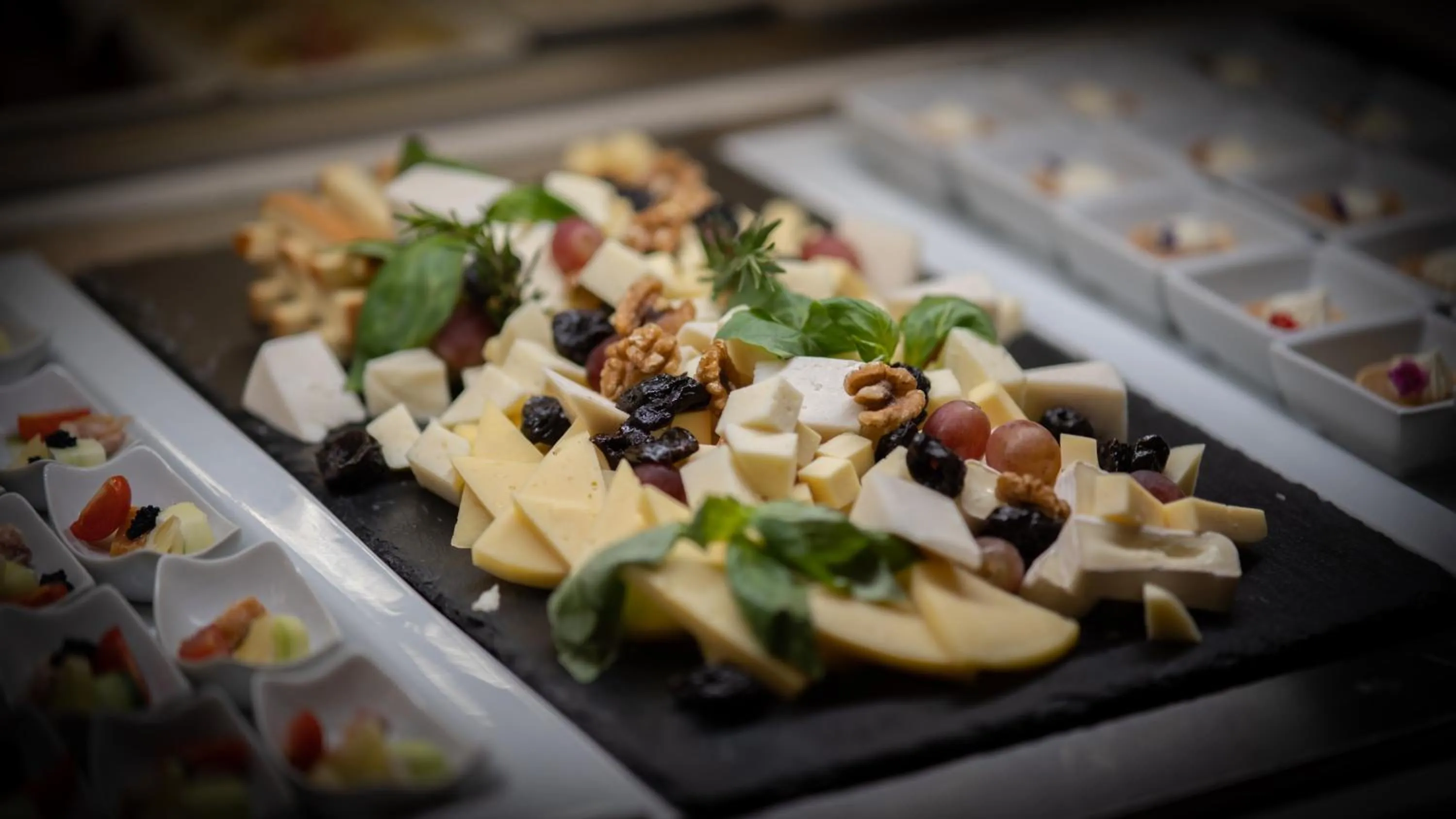 Food in Tisia Hotel & Spa