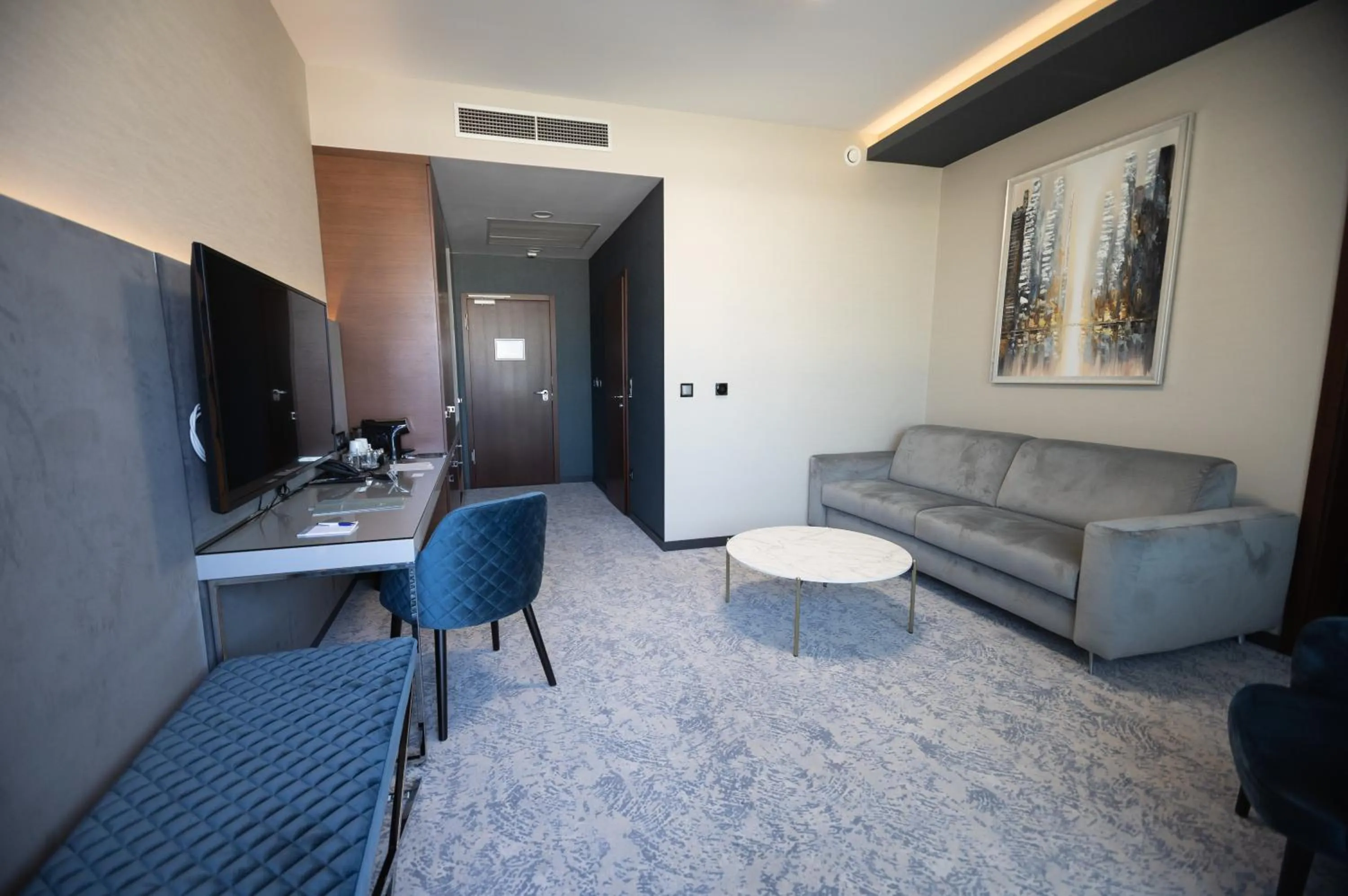 Living room in Tisia Hotel & Spa