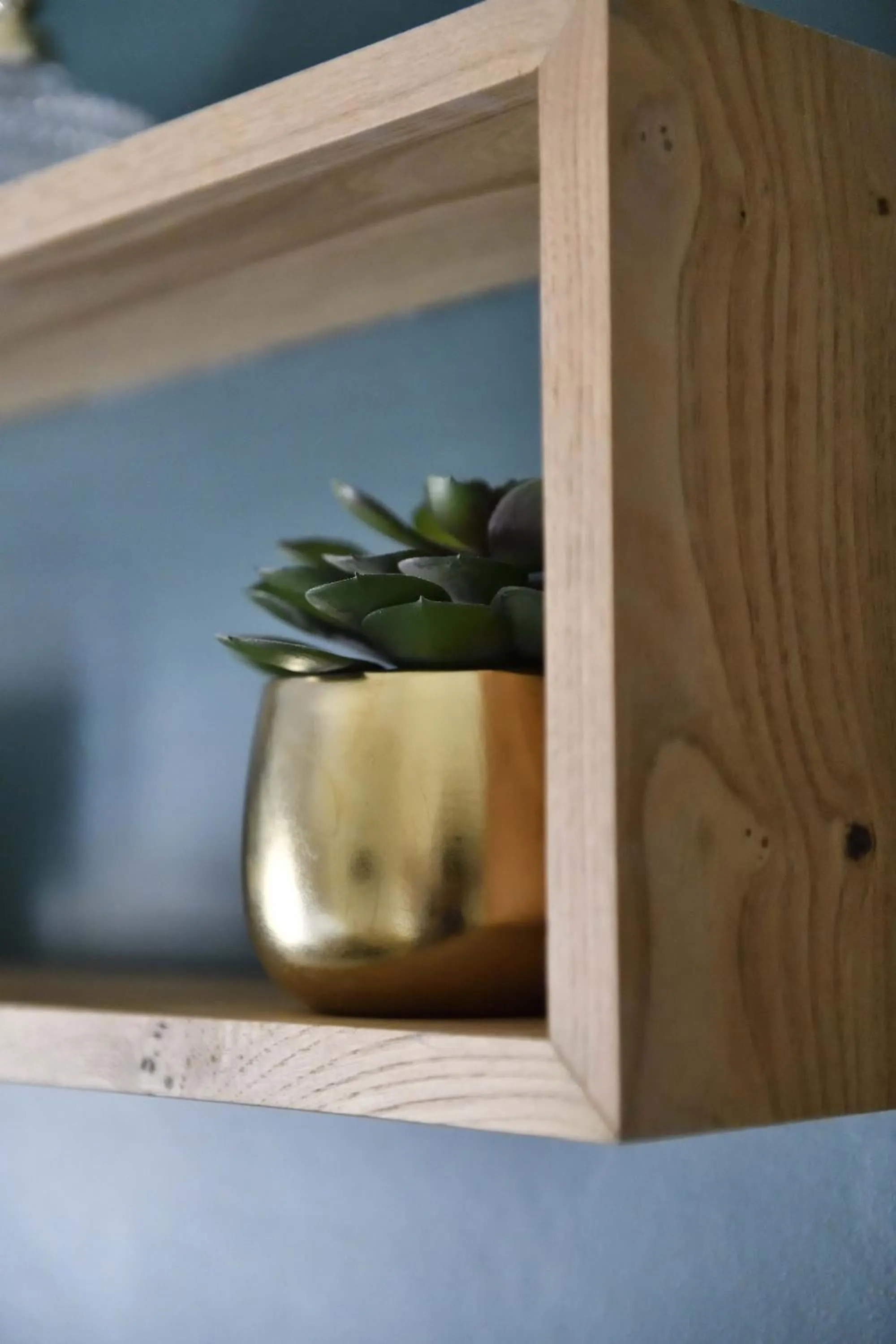 Decorative detail in La Maison de Lourmarin
