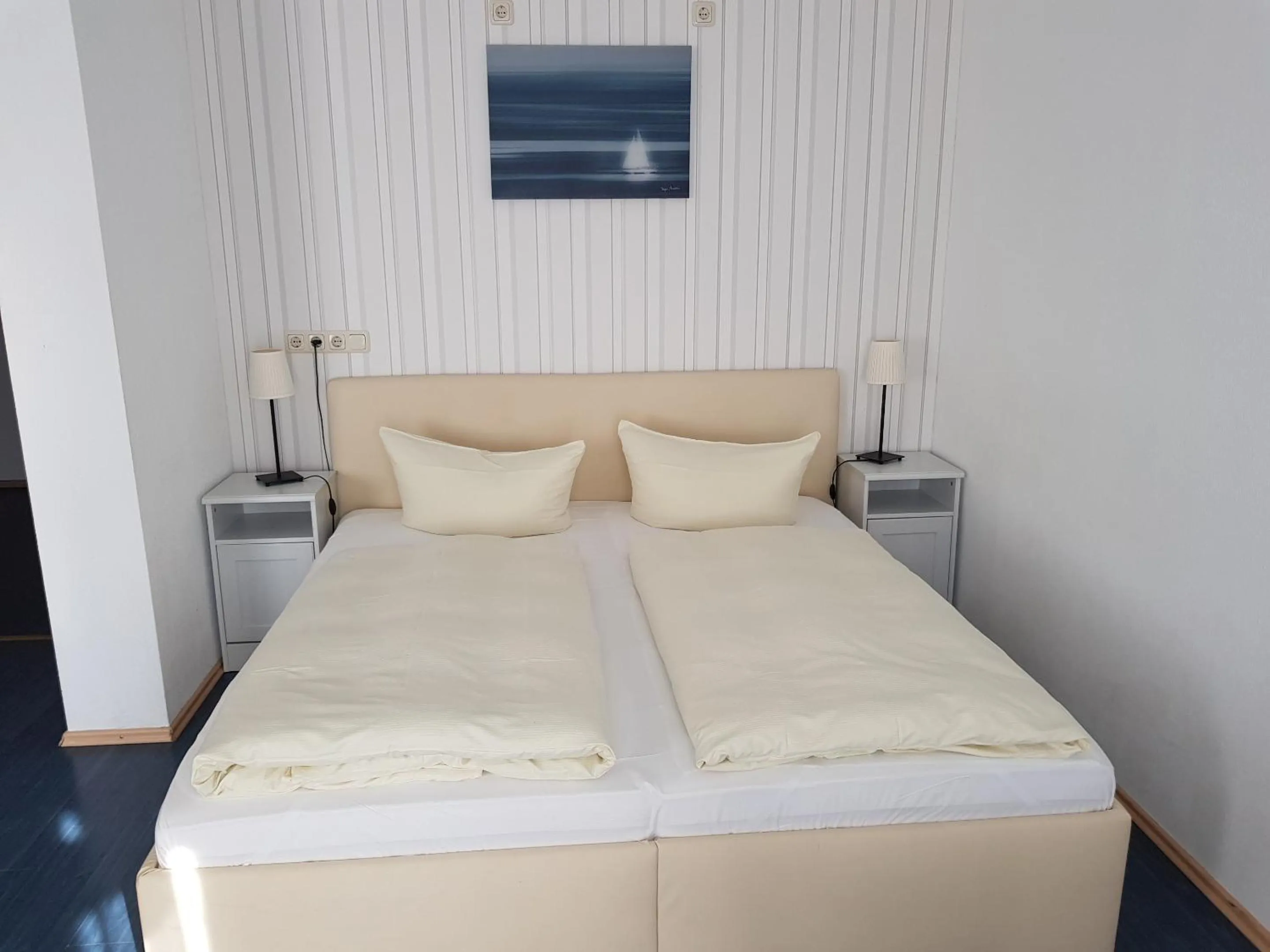 Bedroom, Bed in Landhotel Ostseetraum & Apartments