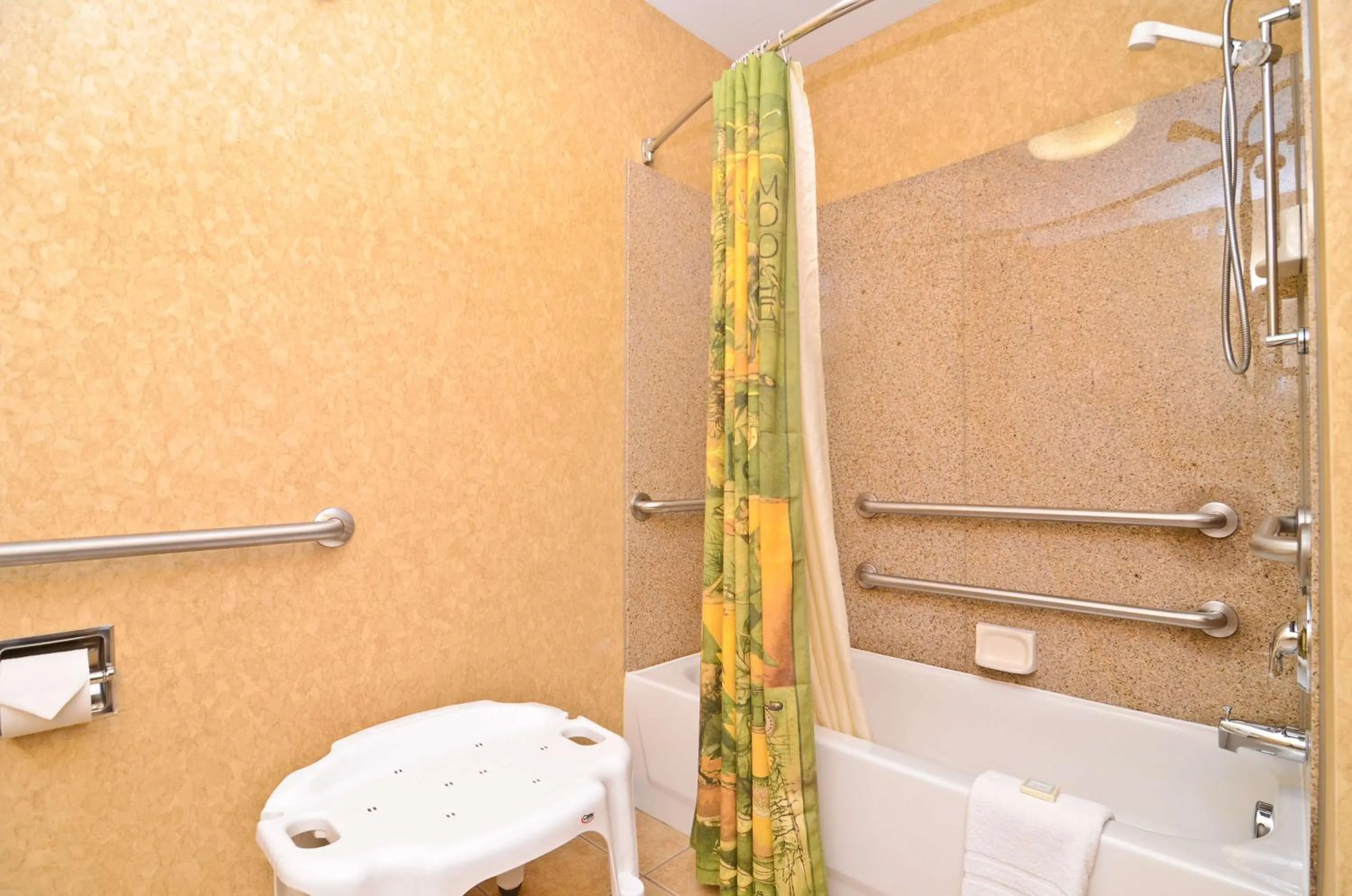 Bathroom in Best Western Plus Kelly Inn and Suites