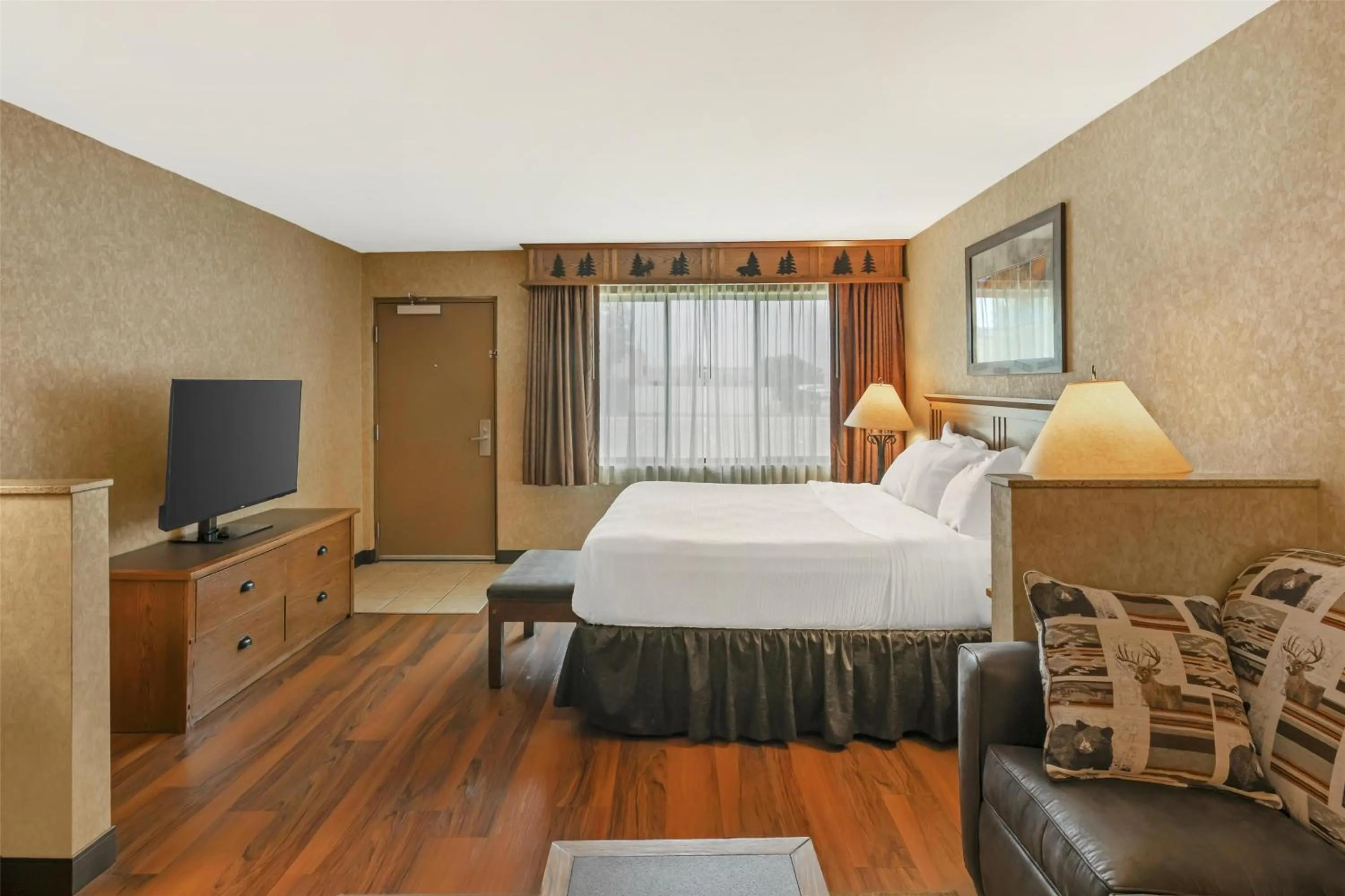 Bedroom, Bed in Best Western Plus Kelly Inn and Suites