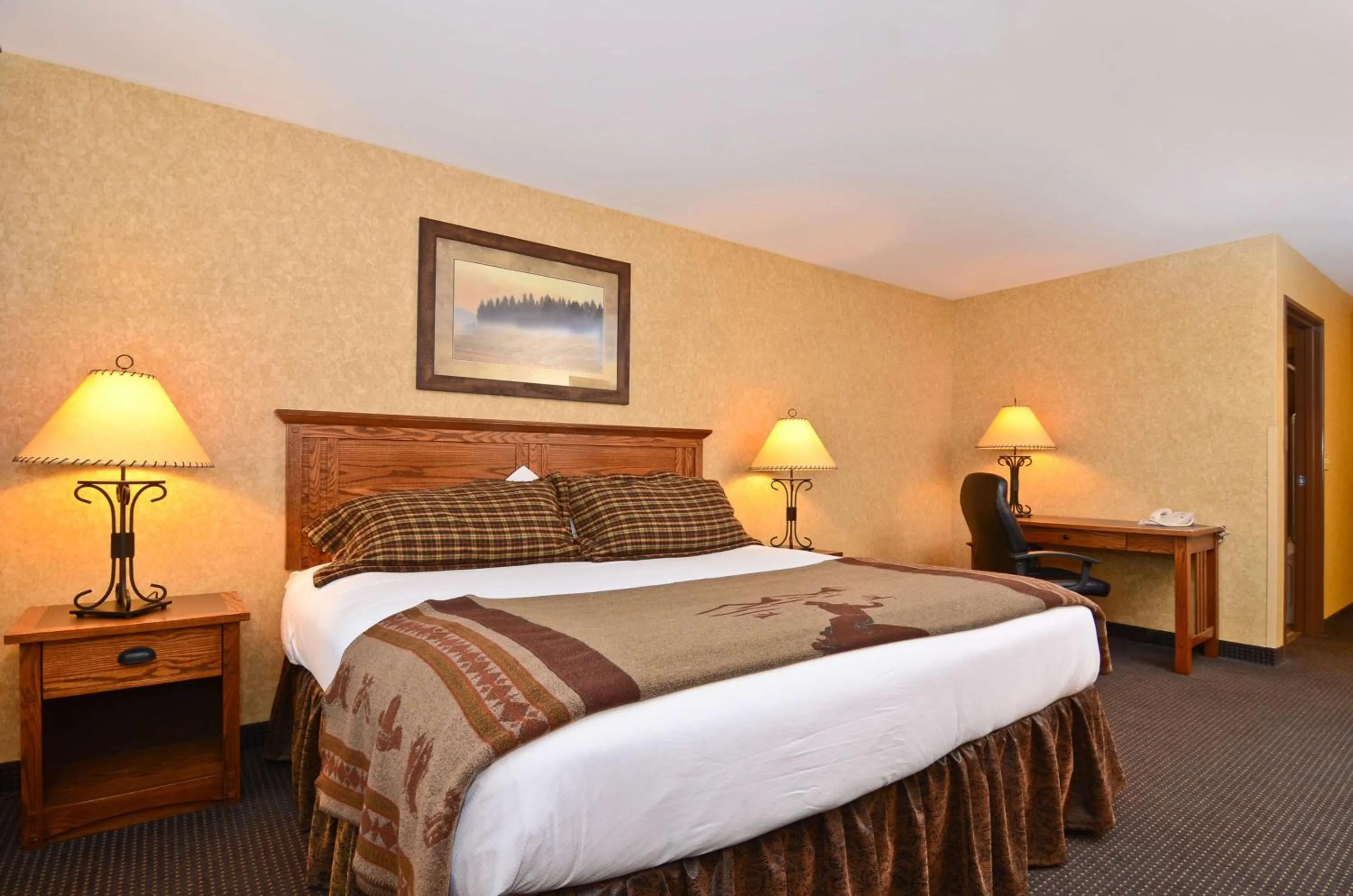 Photo of the whole room, Bed in Best Western Plus Kelly Inn and Suites