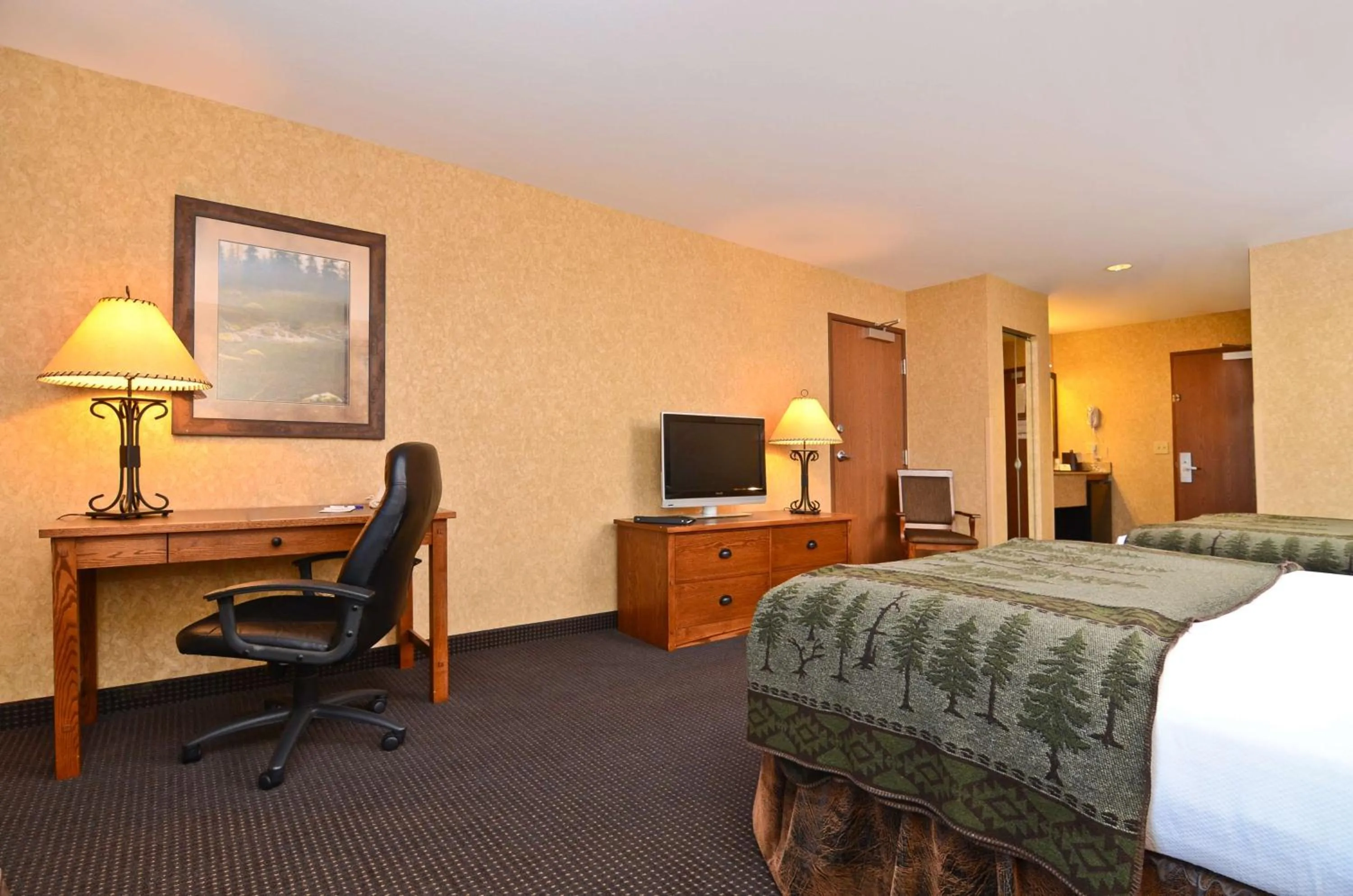 Photo of the whole room, Bed in Best Western Plus Kelly Inn and Suites