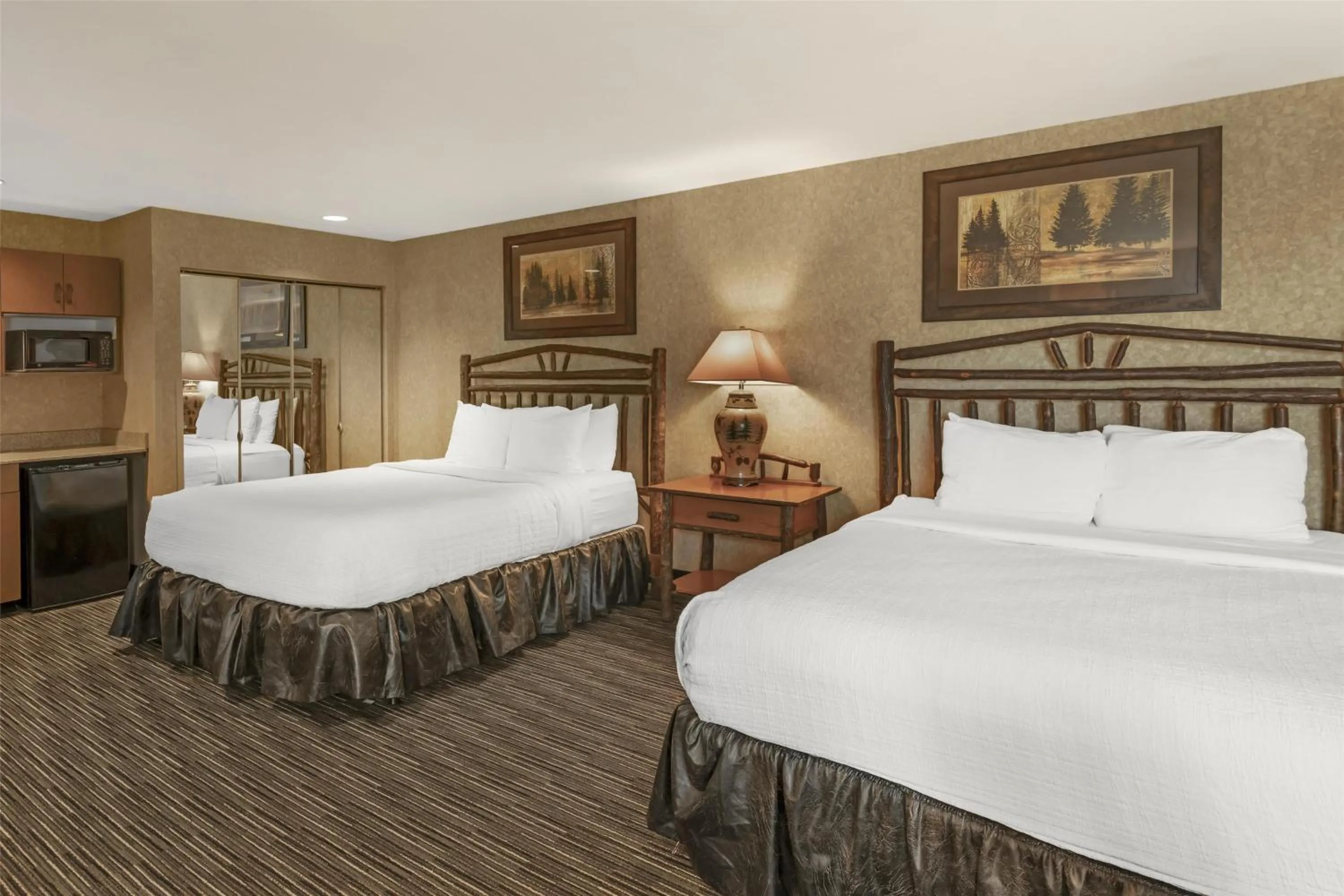 Bedroom, Bed in Best Western Plus Kelly Inn and Suites